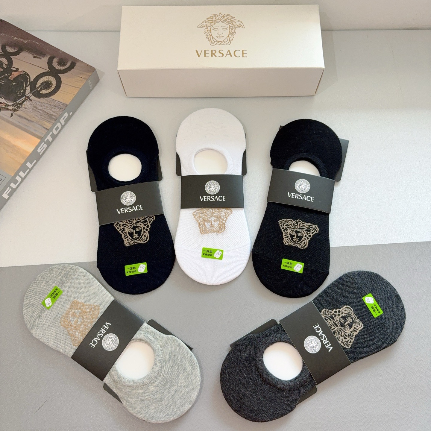 配包装【一盒五双】VERSACE范思哲 欧美大牌男款船袜🔥潮人必不可少的专柜代购品质 搭配起来超高逼格 