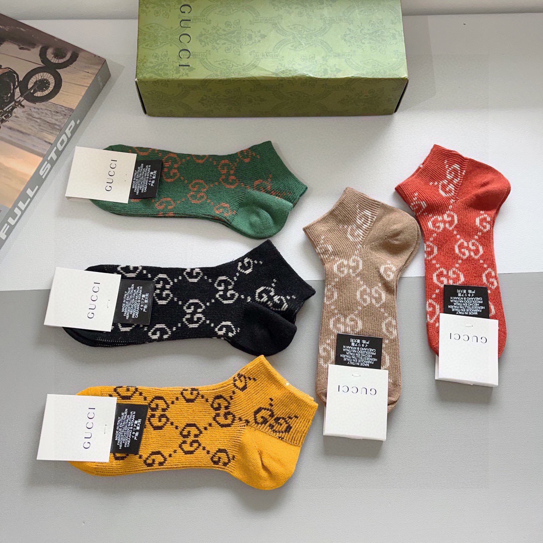 配包装（一盒5双） Gucci 古奇 经典款双针双路男女同款袜子，潮人必备经典双G袜，个性时尚百搭款，你