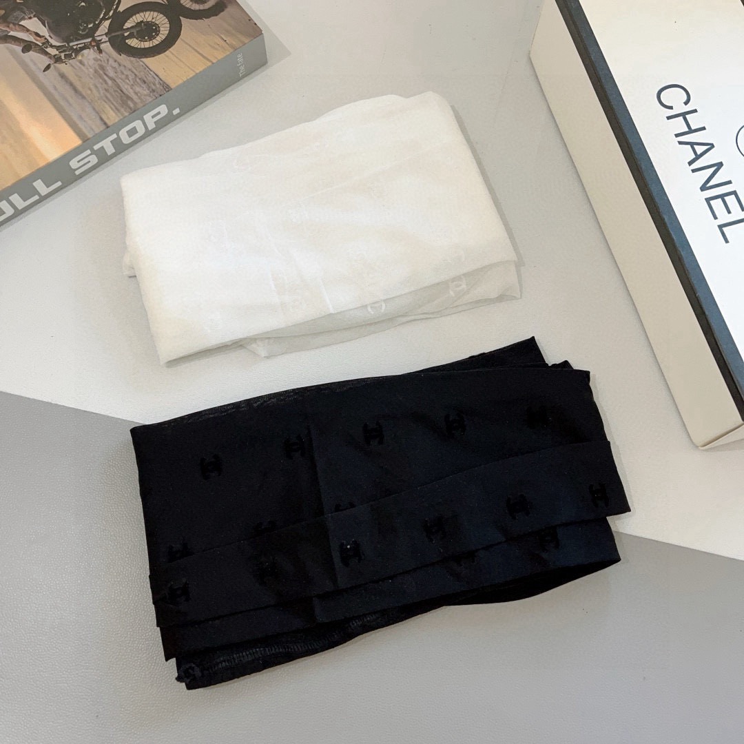 配包装【一盒1双】🌟CHANEL 香奈儿经典植绒字母丝袜 🌟欧美大牌裤袜🔥一比一高版本制作，可以看得到的