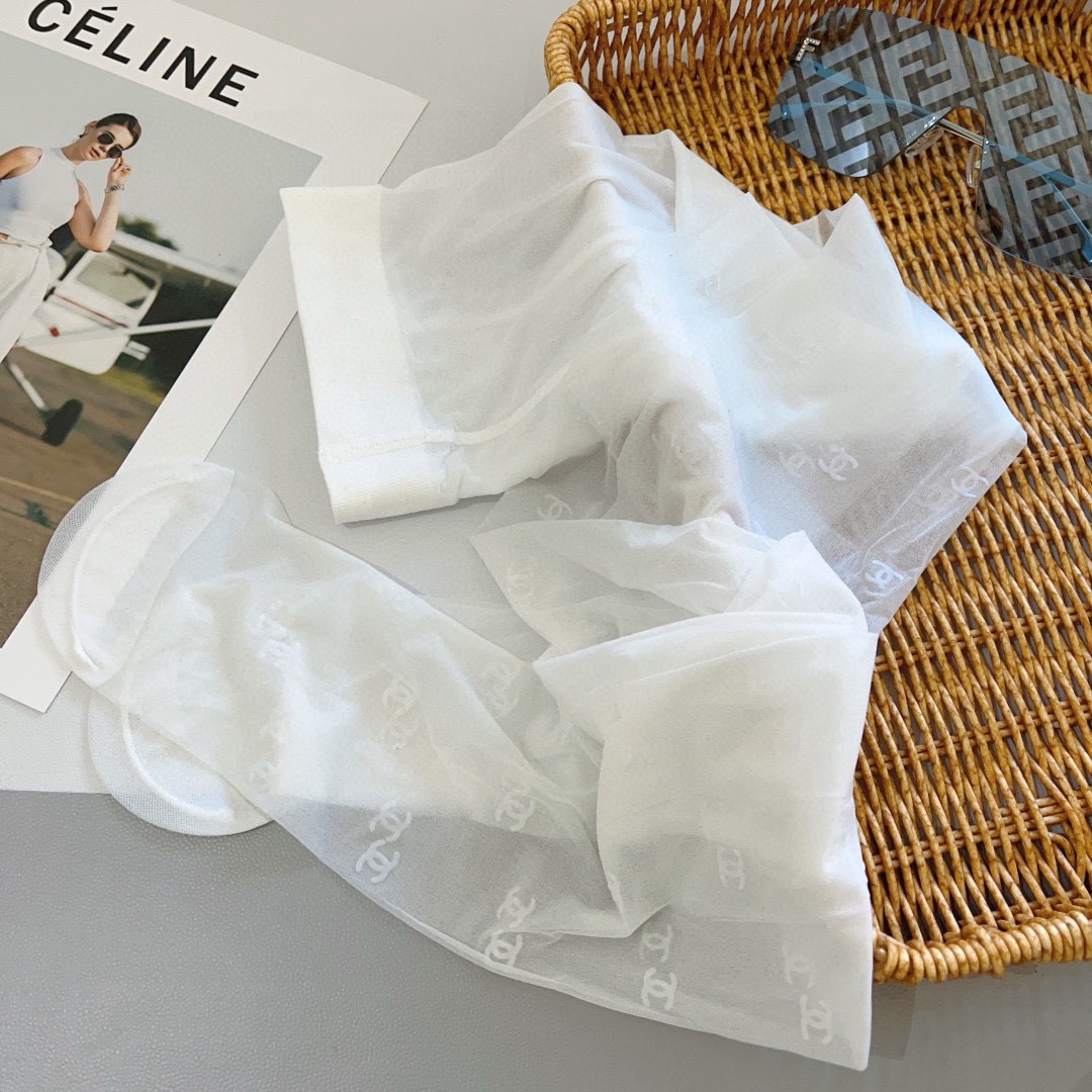 配包装【一盒1双】🌟CHANEL 香奈儿经典植绒字母丝袜 🌟欧美大牌裤袜🔥一比一高版本制作，可以看得到的