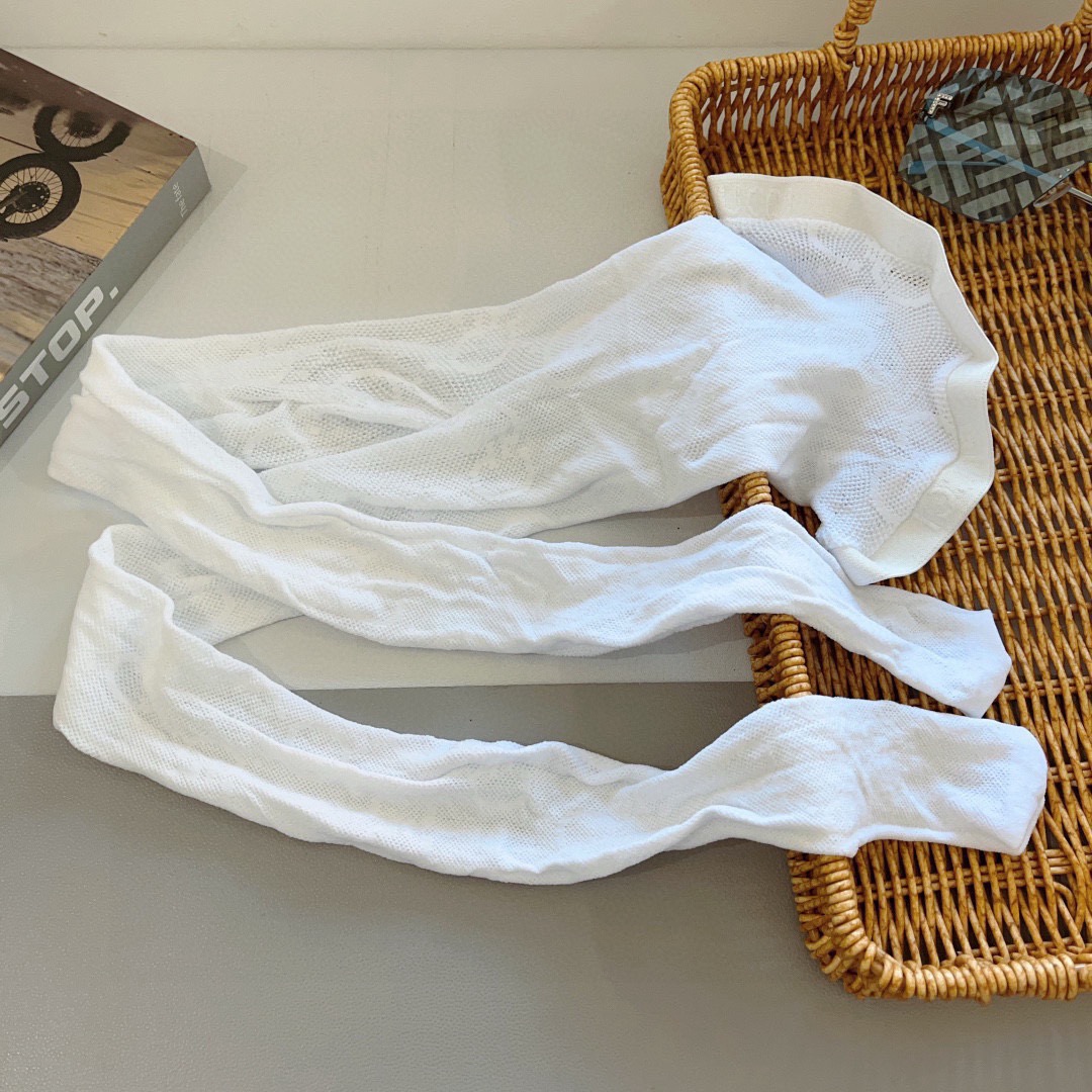 配包装（一盒1双）古奇Gucci古奇爆款大G字母网袜 连裤袜🌟好看到爆炸 ，欧美大牌丝袜🔥🌟潮人秋冬必备