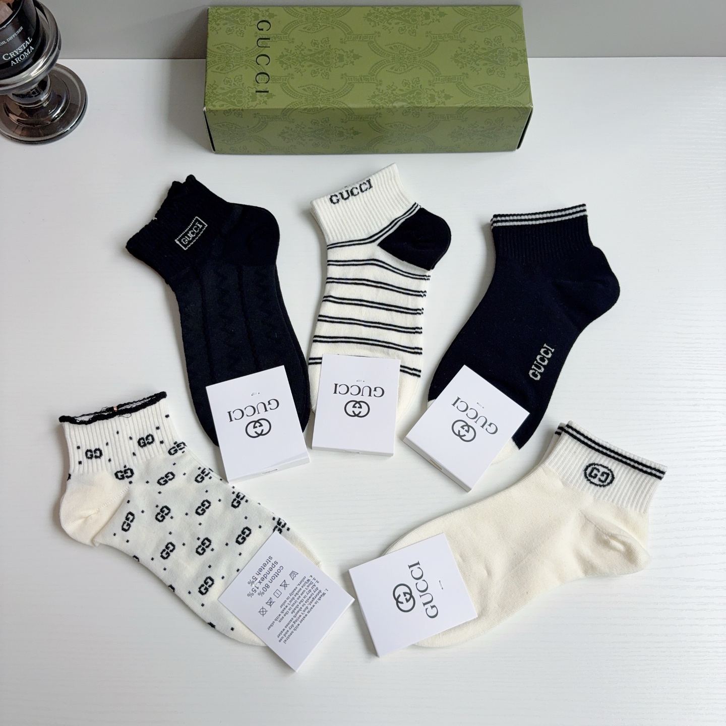 配包装（一盒5双）GUCCI 古奇 2026新款短筒袜子！纯棉面料，专柜同步袜子，💛大牌出街，潮人必备🔥