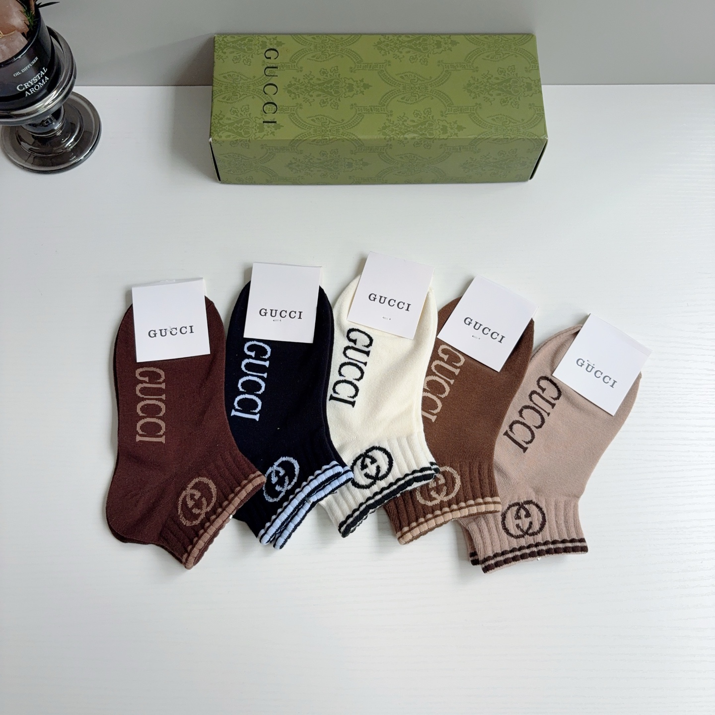 配包装（一盒5双）GUCCI 古奇 2026新款短筒袜子！纯棉面料，专柜同步袜子，💛大牌出街，潮人必备🔥