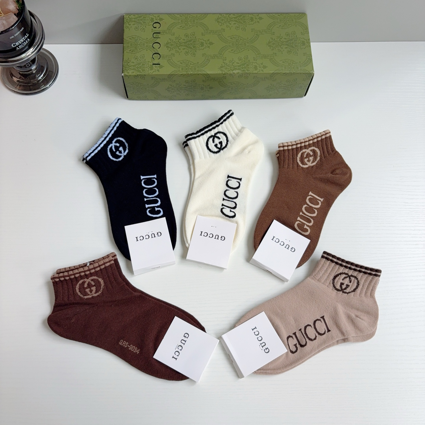 配包装（一盒5双）GUCCI 古奇 2026新款短筒袜子！纯棉面料，专柜同步袜子，💛大牌出街，潮人必备🔥