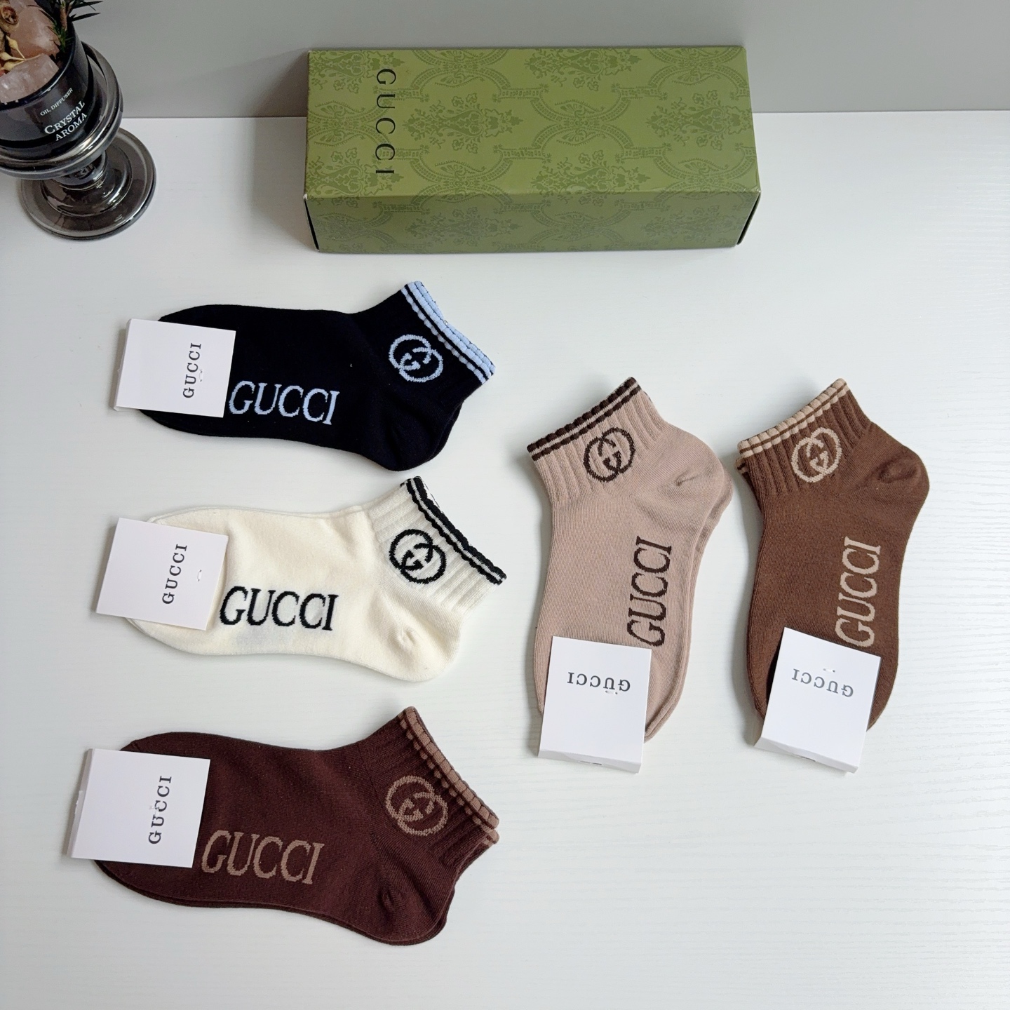 配包装（一盒5双）GUCCI 古奇 2026新款短筒袜子！纯棉面料，专柜同步袜子，💛大牌出街，潮人必备🔥