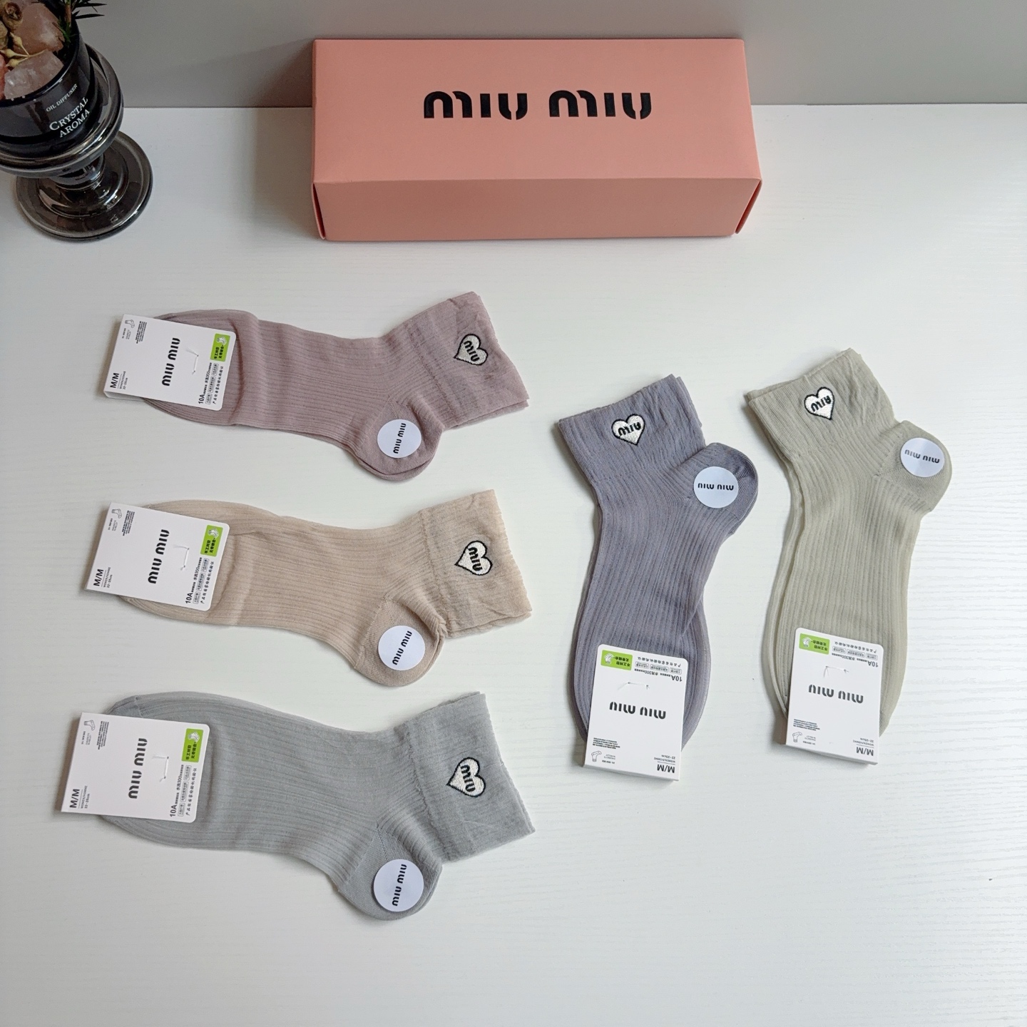 配包装【一盒5双】miumiu · 缪缪 新款冰丝袜子 网红短筒袜子❗️ins明星网红推荐❗️轻薄柔软透