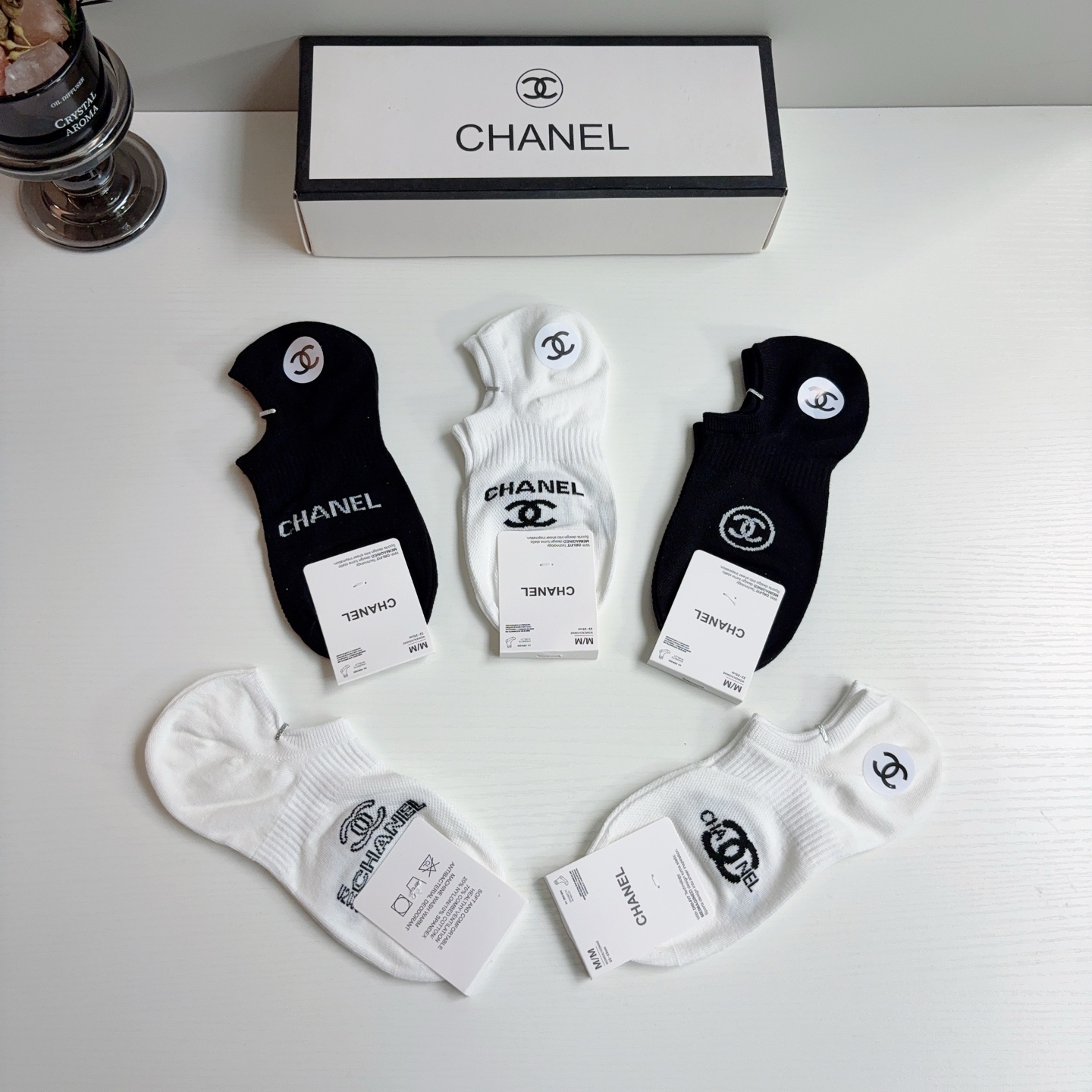 配包装（一盒5双） 🌟 CHANEL （香奈儿）新款竹棉透气船袜，潮人必备款袜子 超柔软材质，舒适透气，