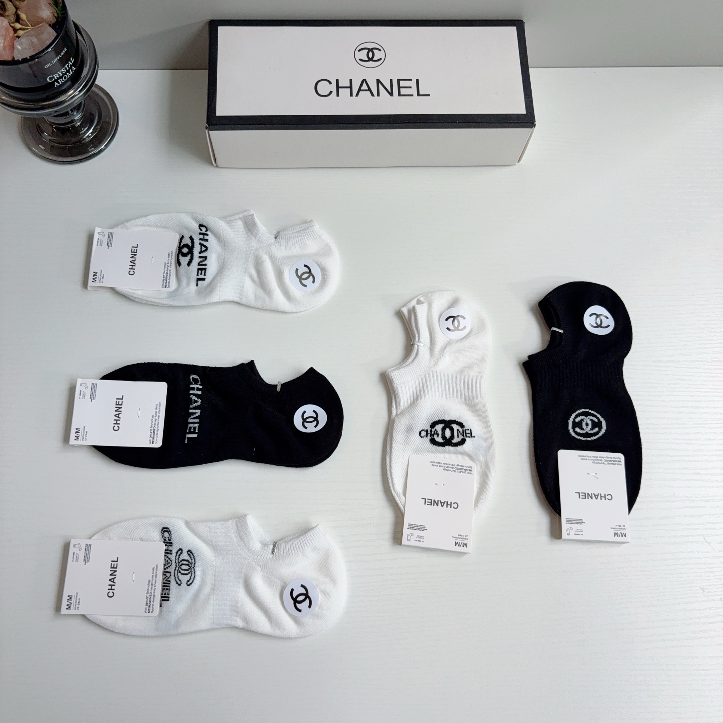 配包装（一盒5双） 🌟 CHANEL （香奈儿）新款竹棉透气船袜，潮人必备款袜子 超柔软材质，舒适透气，