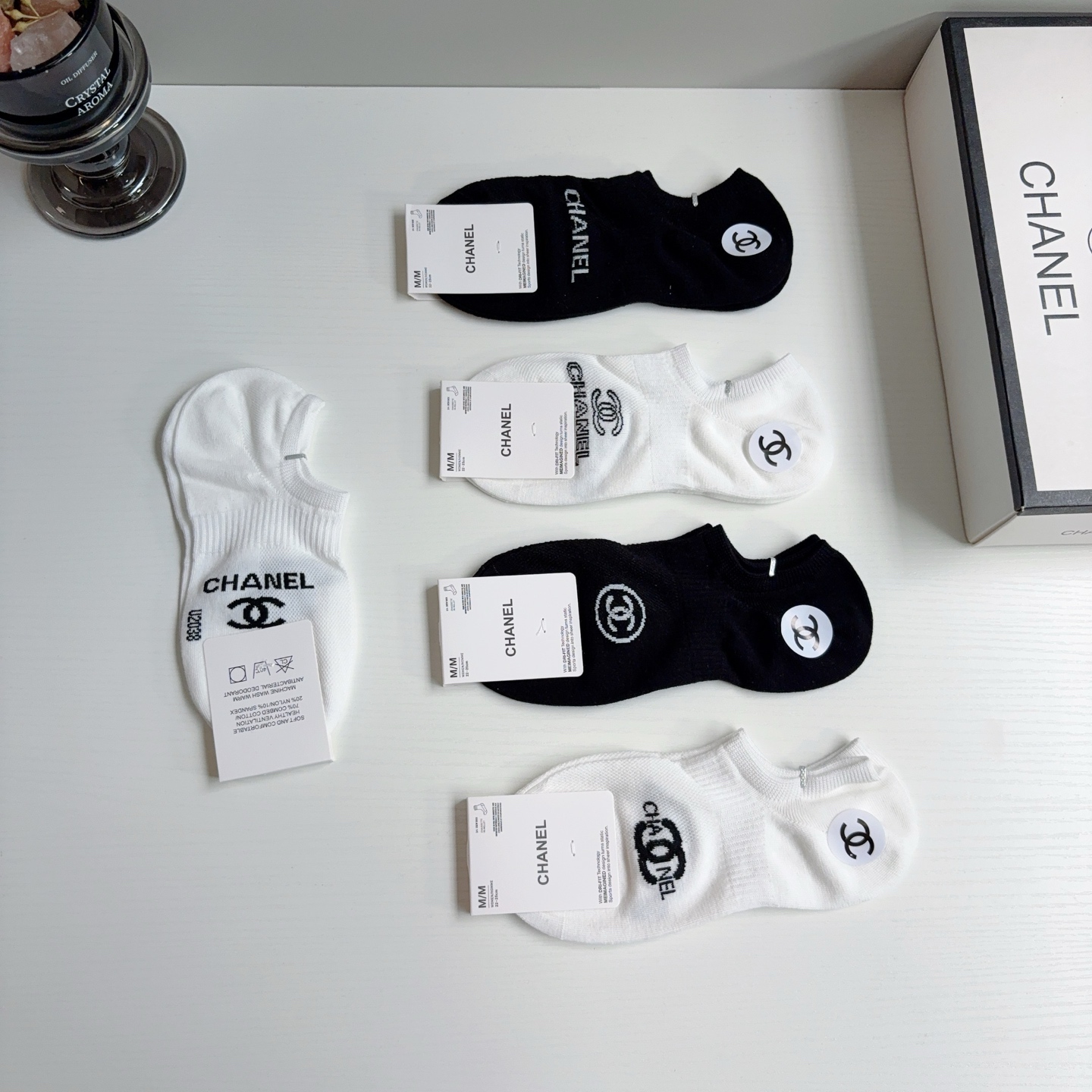 配包装（一盒5双） 🌟 CHANEL （香奈儿）新款竹棉透气船袜，潮人必备款袜子 超柔软材质，舒适透气，