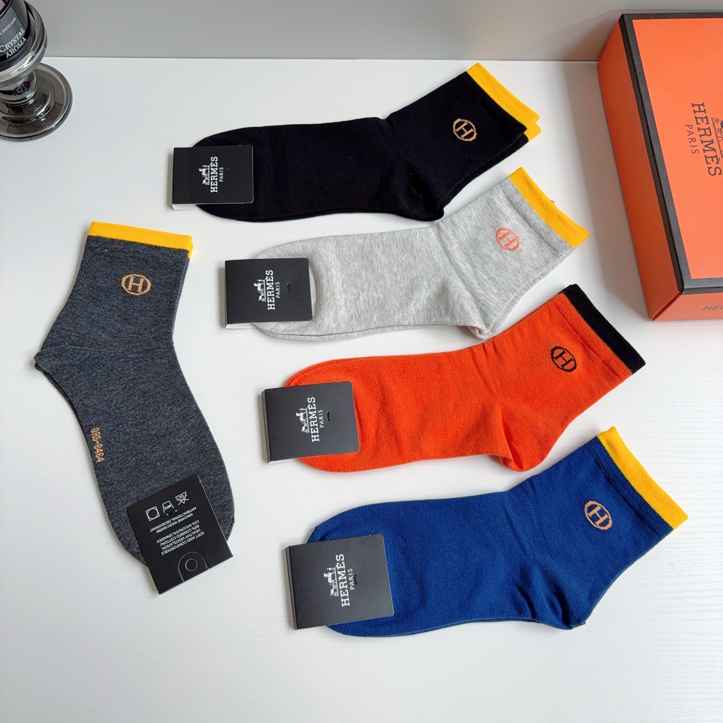 配包装【一盒5双】HERMES爱马仕高版本男款中筒袜子🔥超级柔软🔥潮人必不能少的专柜代购品质袜子！