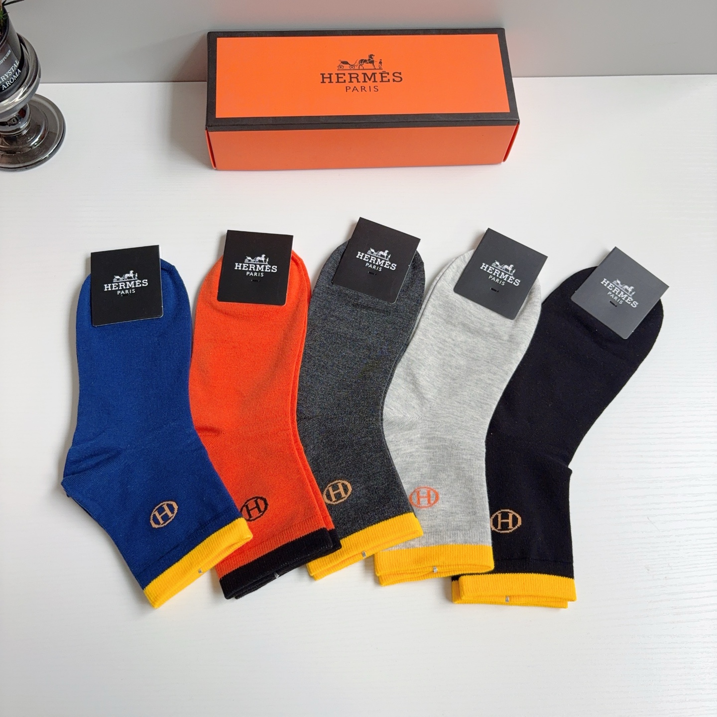 配包装【一盒5双】HERMES爱马仕高版本男款中筒袜子🔥超级柔软🔥潮人必不能少的专柜代购品质袜子！