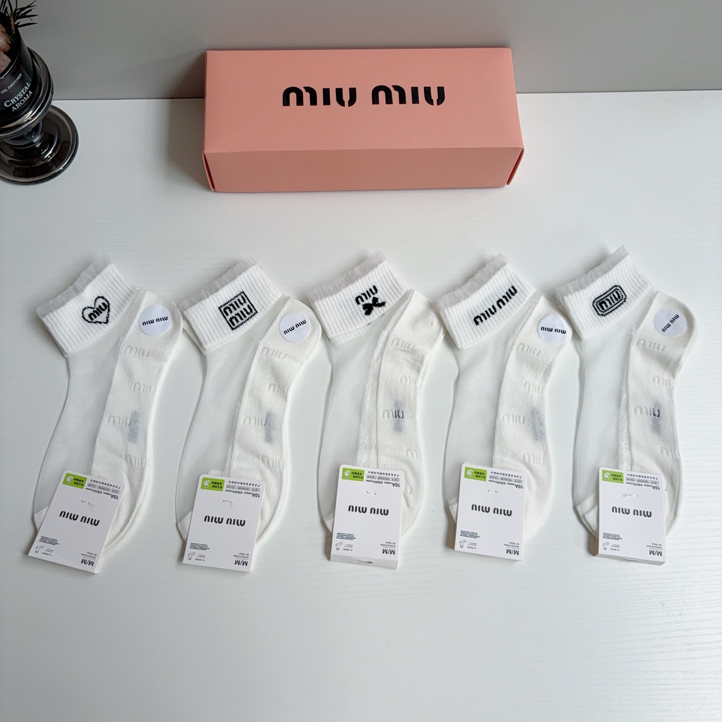 配包装【一盒5双】miumiu · 缪缪 新款冰丝袜子 网红短筒袜子❗️ins明星网红推荐❗️轻薄柔软透