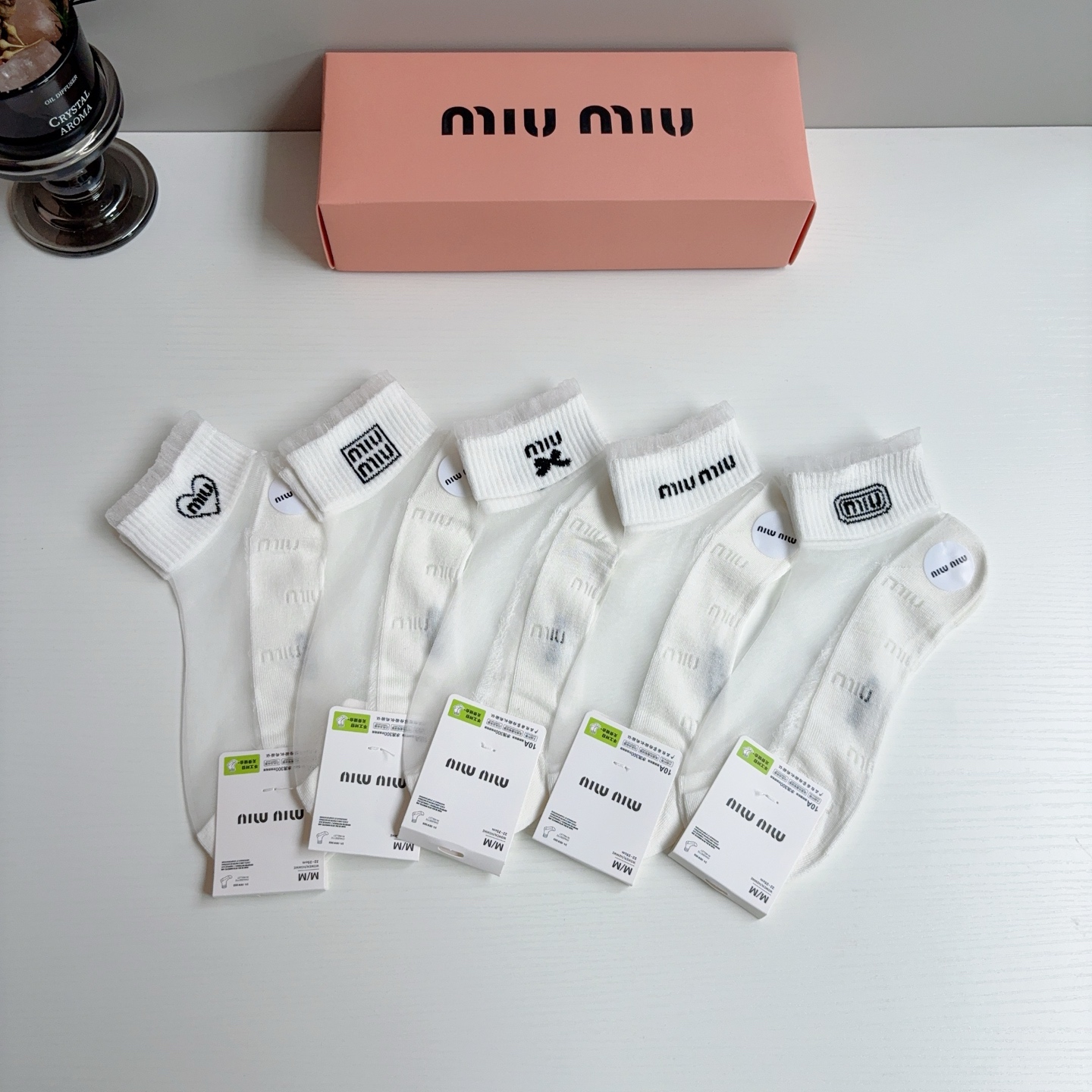 配包装【一盒5双】miumiu · 缪缪 新款冰丝袜子 网红短筒袜子❗️ins明星网红推荐❗️轻薄柔软透