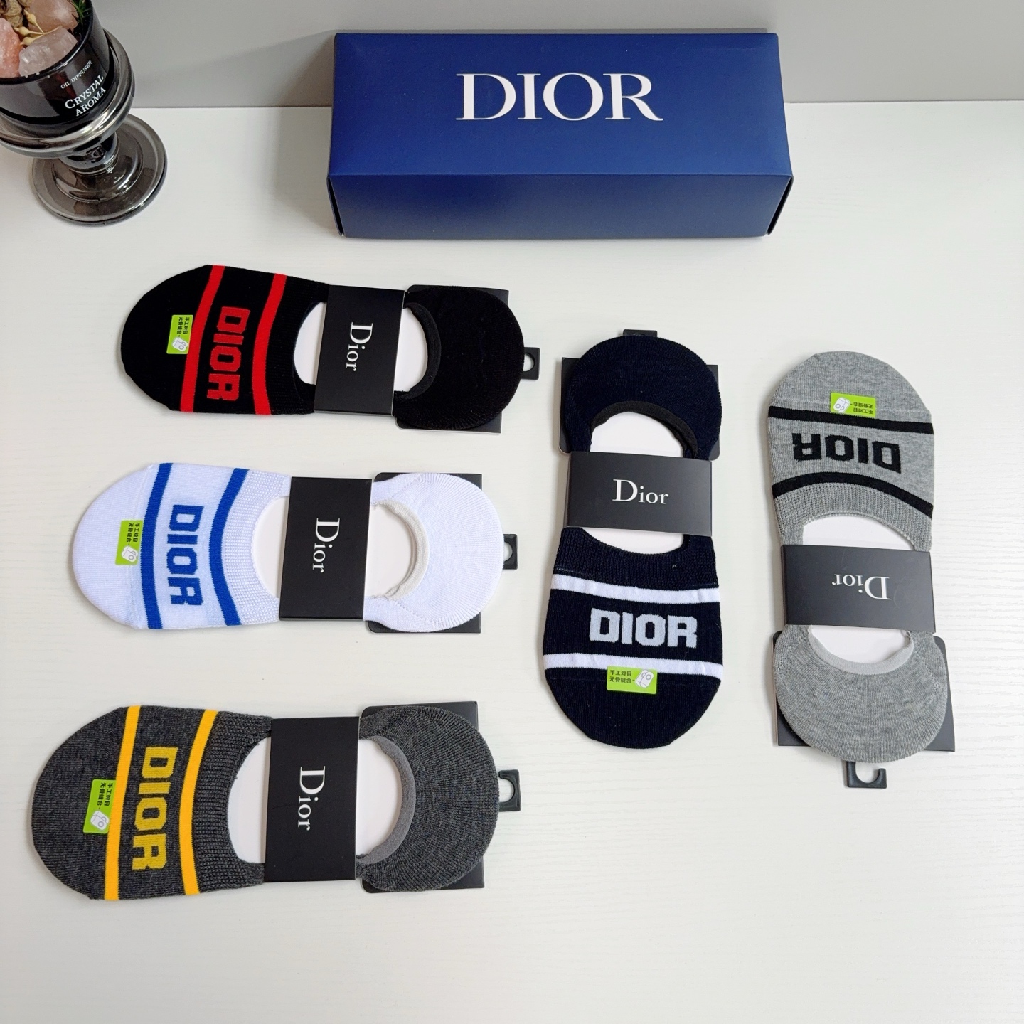 配包装（一盒5双） Dior 迪奥 经典字母短款船袜 纯棉面料，潮人必备款袜子 个性时尚百搭款，你值得拥