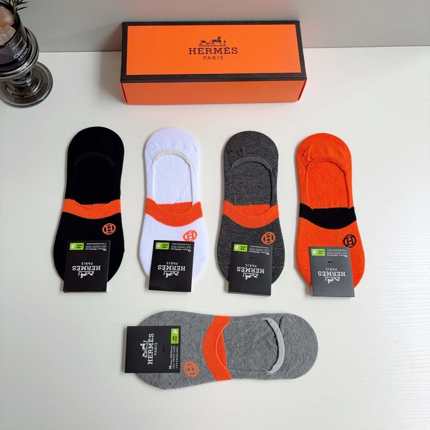 配包装【一盒5双】HERMES 爱马仕 男款短款袜子船袜🔥超级柔软🔥潮人必不能少的专柜代购品质袜子！