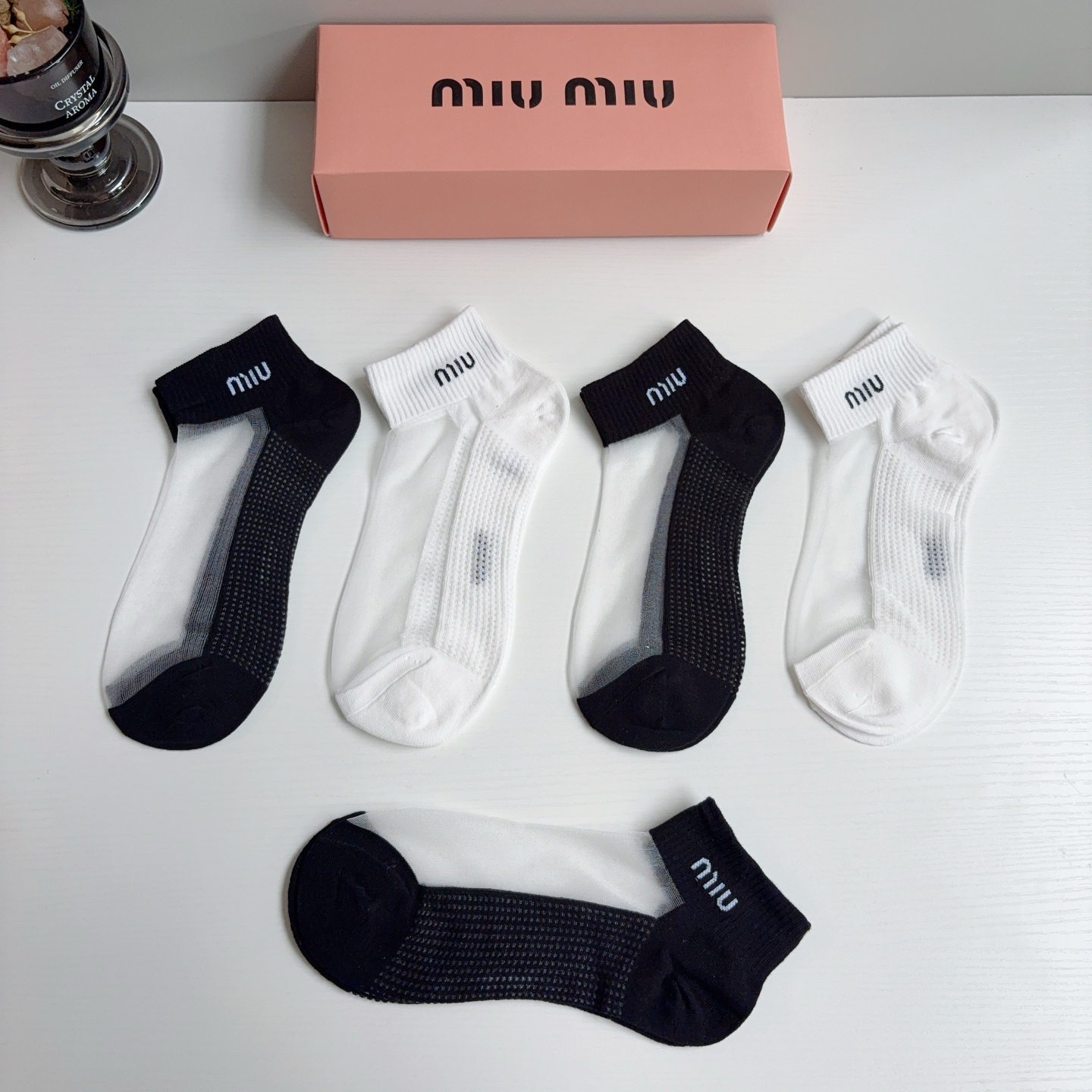 配包装【一盒5双】miumiu · 缪缪 新款冰丝袜子 网红短筒袜子❗️ins明星网红推荐❗️轻薄柔软透