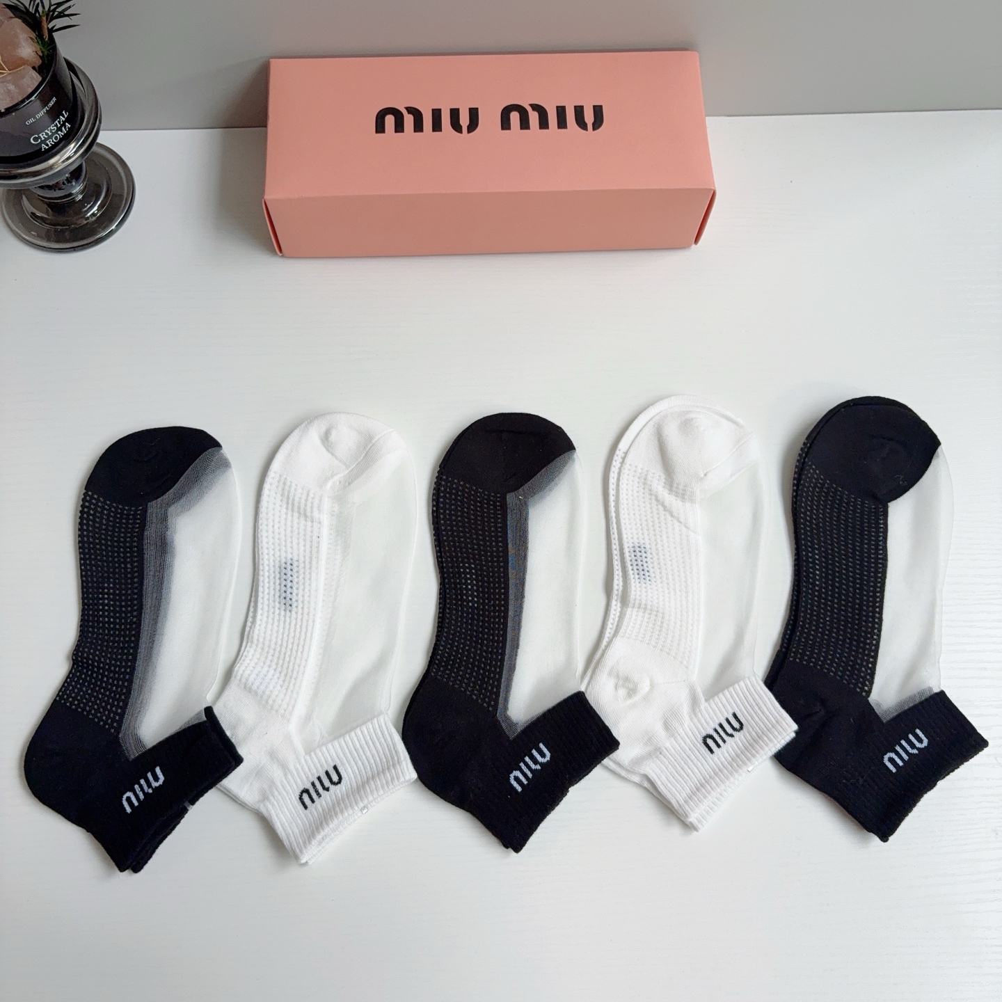 配包装【一盒5双】miumiu · 缪缪 新款冰丝袜子 网红短筒袜子❗️ins明星网红推荐❗️轻薄柔软透