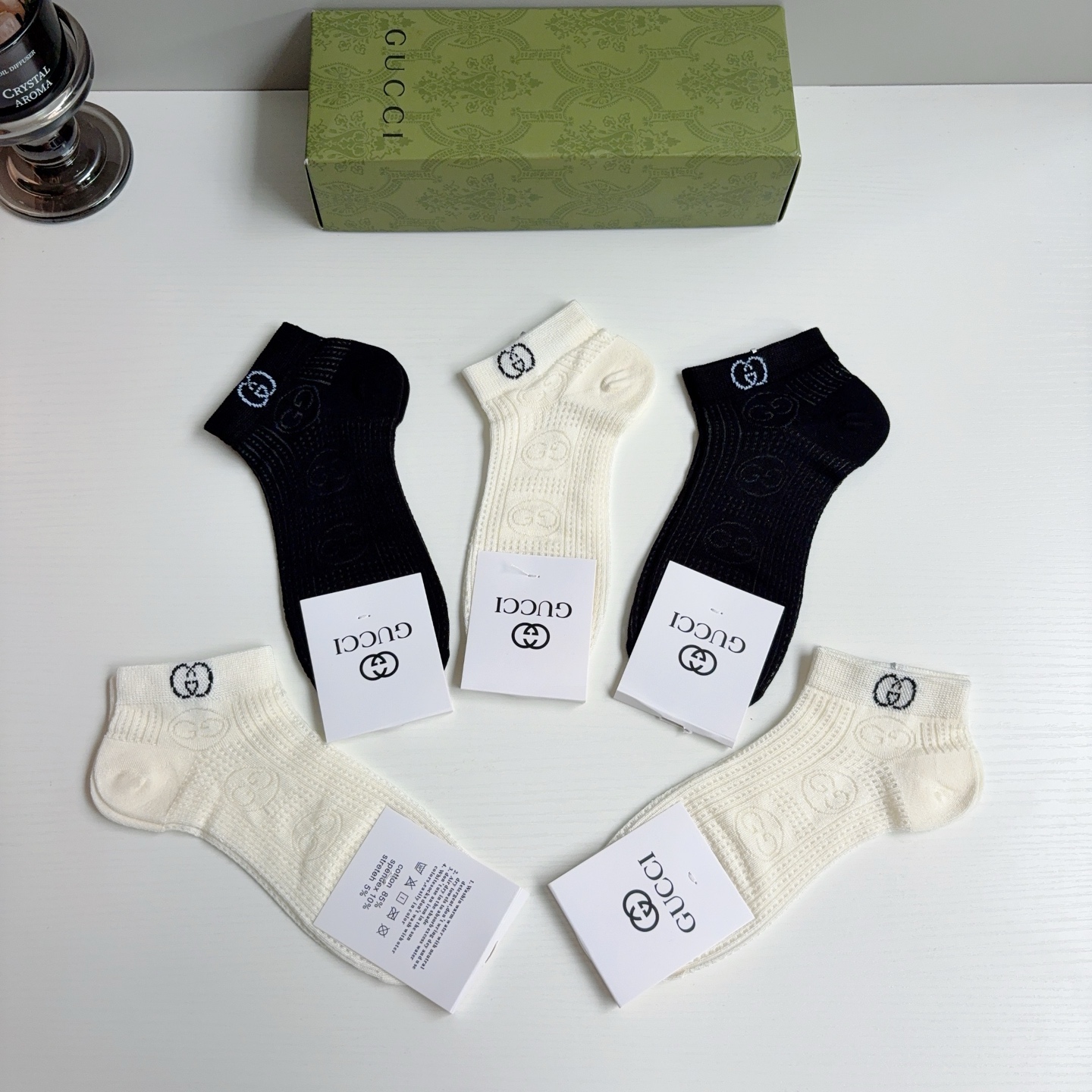 配包装（一盒5双）GUCCI 古奇 2026新款短筒袜子！竹棉面料，专柜同步袜子，💛大牌出街，潮人必备。