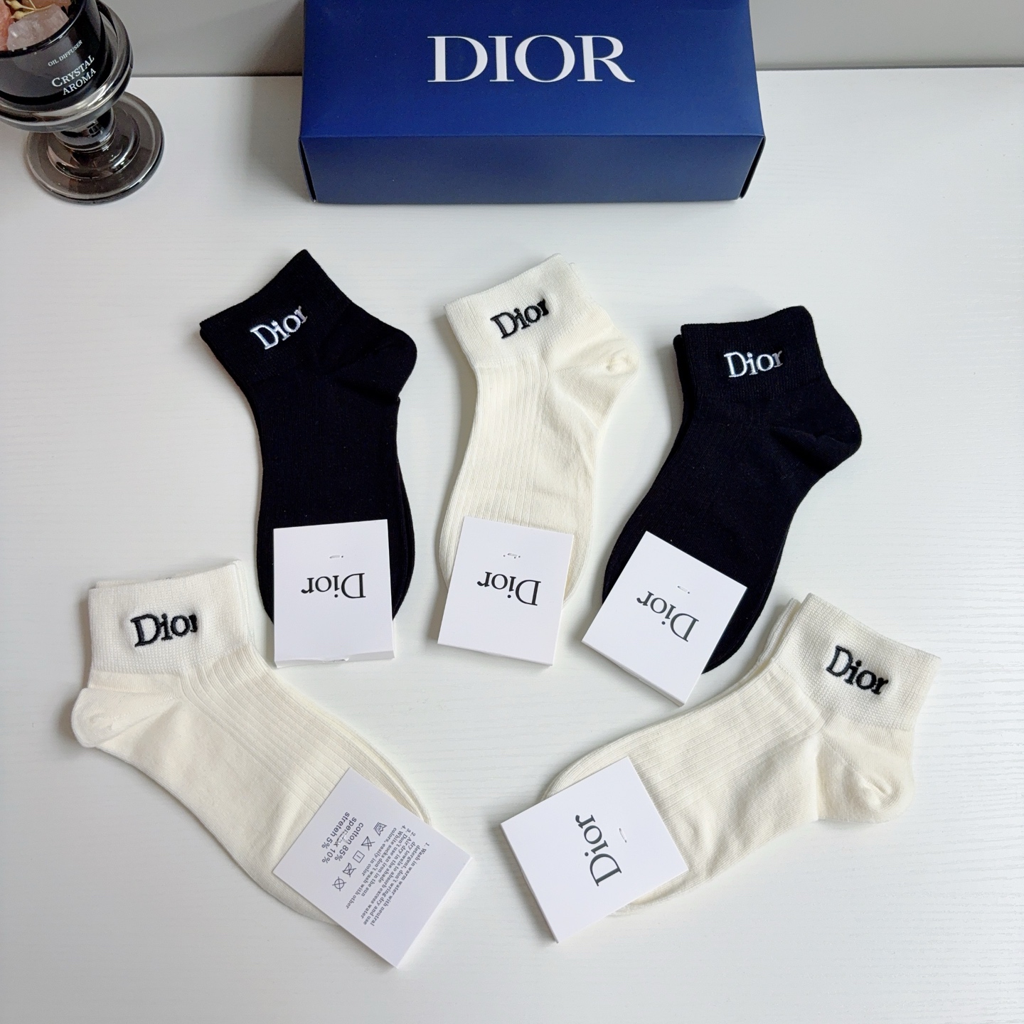 配包装（一盒5双） Dior 迪奥新款刺绣纯棉袜子 经典字母logo船袜，个性时尚百搭款，超柔软材质舒适