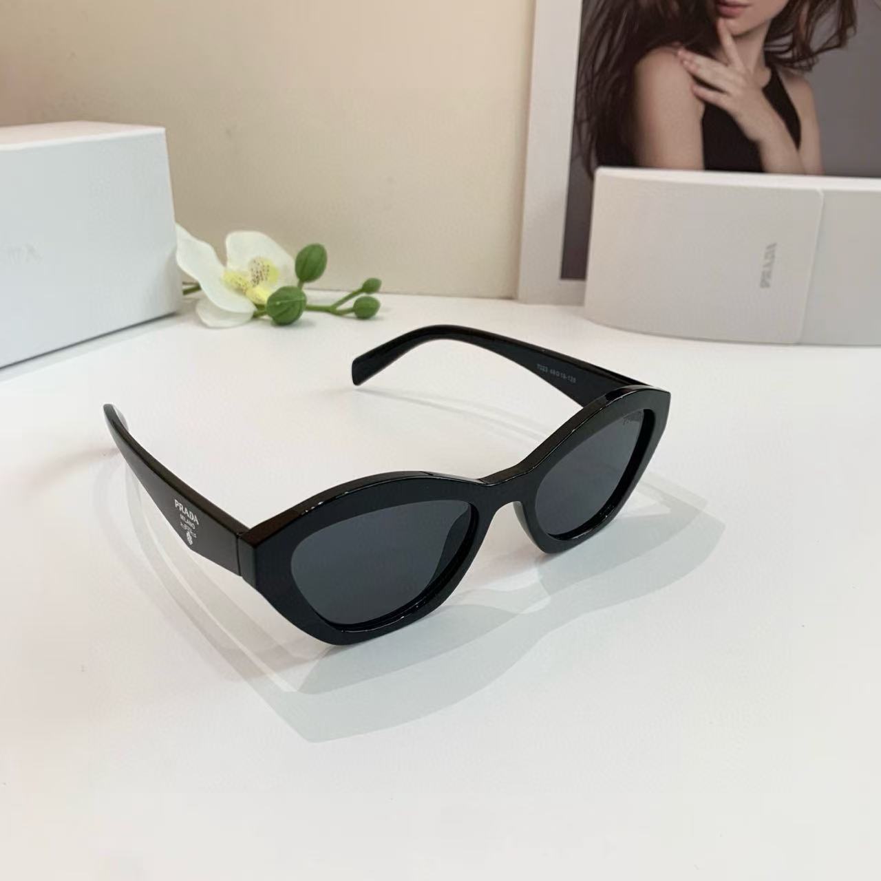 NO:925782,PRADA Prada European and American stars' same style casual cat-eye frame sunglasses, anti-UV sunglasses, high-end retro ins style glasses, sunglasses, sunglasses, glasses, prada, prada19860909PRADA普拉达 欧美明星同款休闲猫眼框太阳镜 防紫外线遮阳墨镜 高级感复古ins风眼镜眼镜墨镜太阳镜,眼镜,prada,prada,glasses