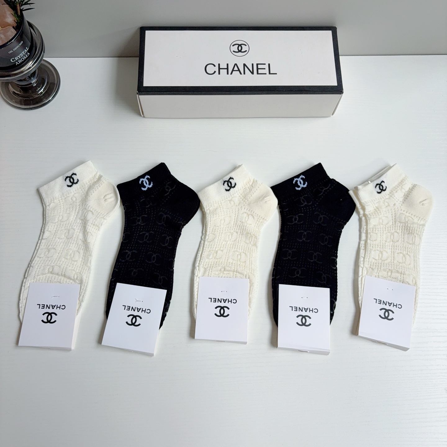 配包装（一盒5双）CHANEL 香奈儿经典船袜❗️竹棉透气材质 经典双C图案logo，潮人必备超好搭❗️