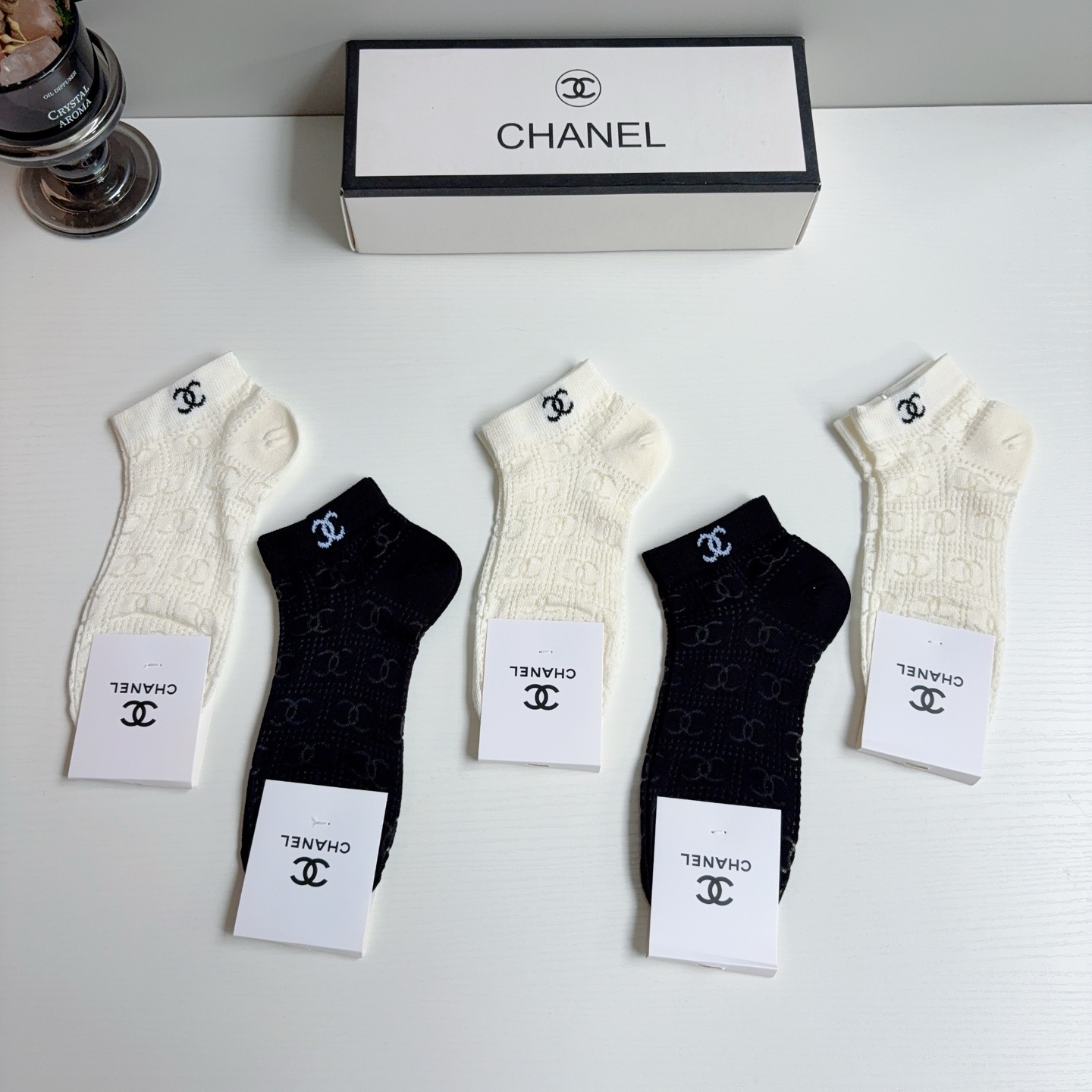 配包装（一盒5双）CHANEL 香奈儿经典船袜❗️竹棉透气材质 经典双C图案logo，潮人必备超好搭❗️