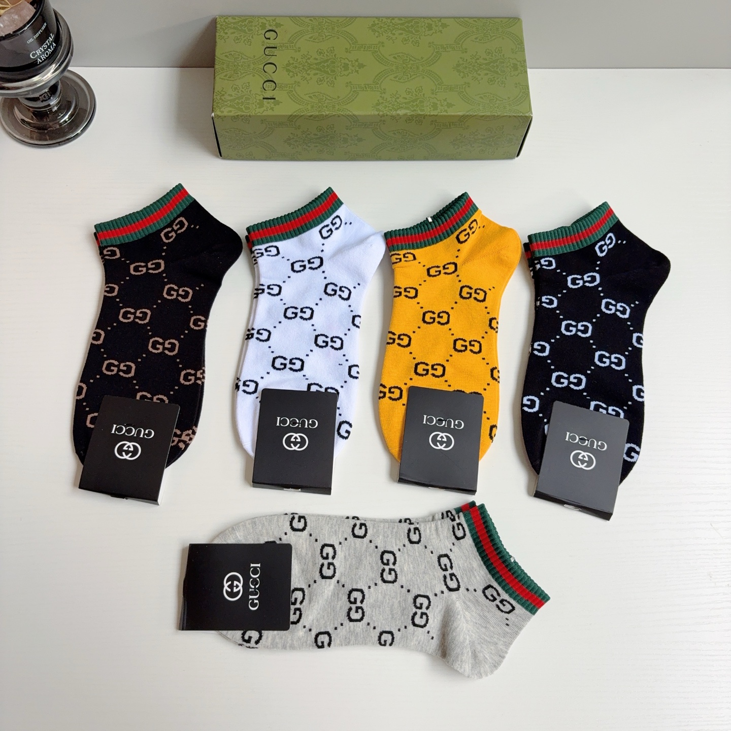 配包装（一盒5双） Gucci 古奇 新款中筒男女通用袜，纯棉面料，潮人必备 ，爆款经典双G，个性时尚百