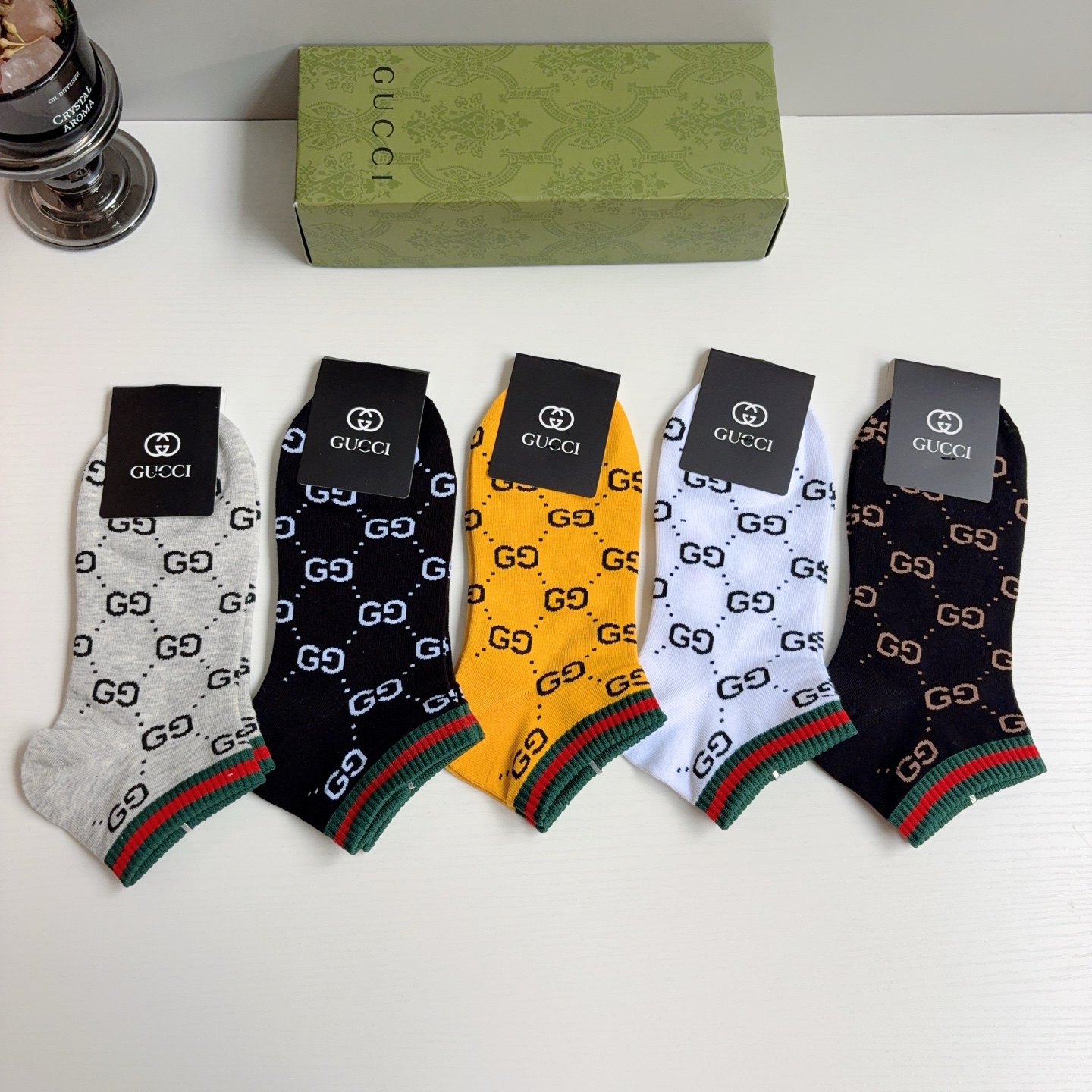 配包装（一盒5双） Gucci 古奇 新款中筒男女通用袜，纯棉面料，潮人必备 ，爆款经典双G，个性时尚百