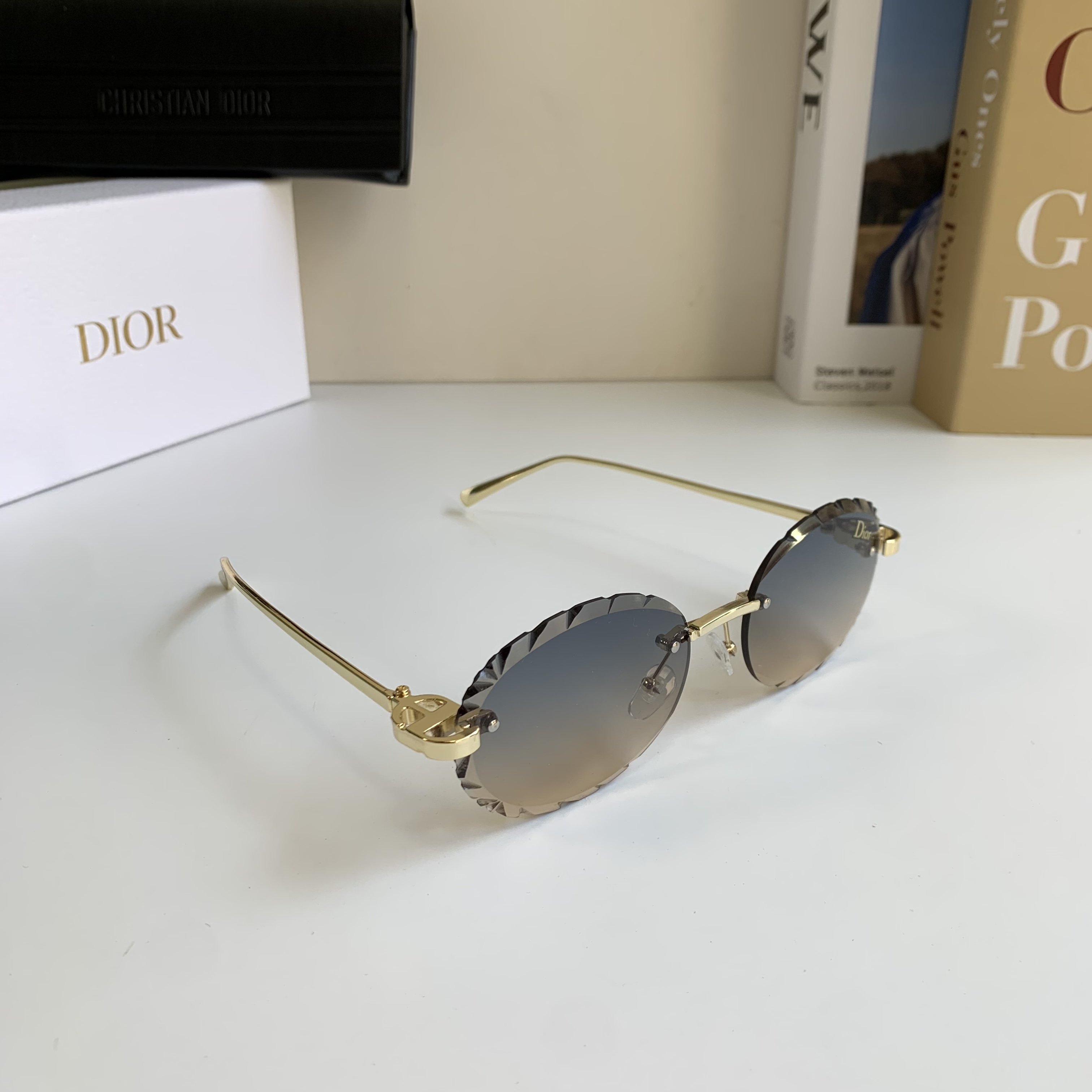 NO:953084,Dior Dior new fashion round sunglasses polarized sunglasses for men and women European and American personality ins style internet celebrity fashion sunglasses glasses sunglasses sunglasses, glasses, dior, dior19860909Dior迪奥 新款时尚圆形太阳镜 男女款偏光墨镜 欧美个性ins风网红时尚太阳眼镜眼镜墨镜太阳镜,眼镜,dior,dior,glasses