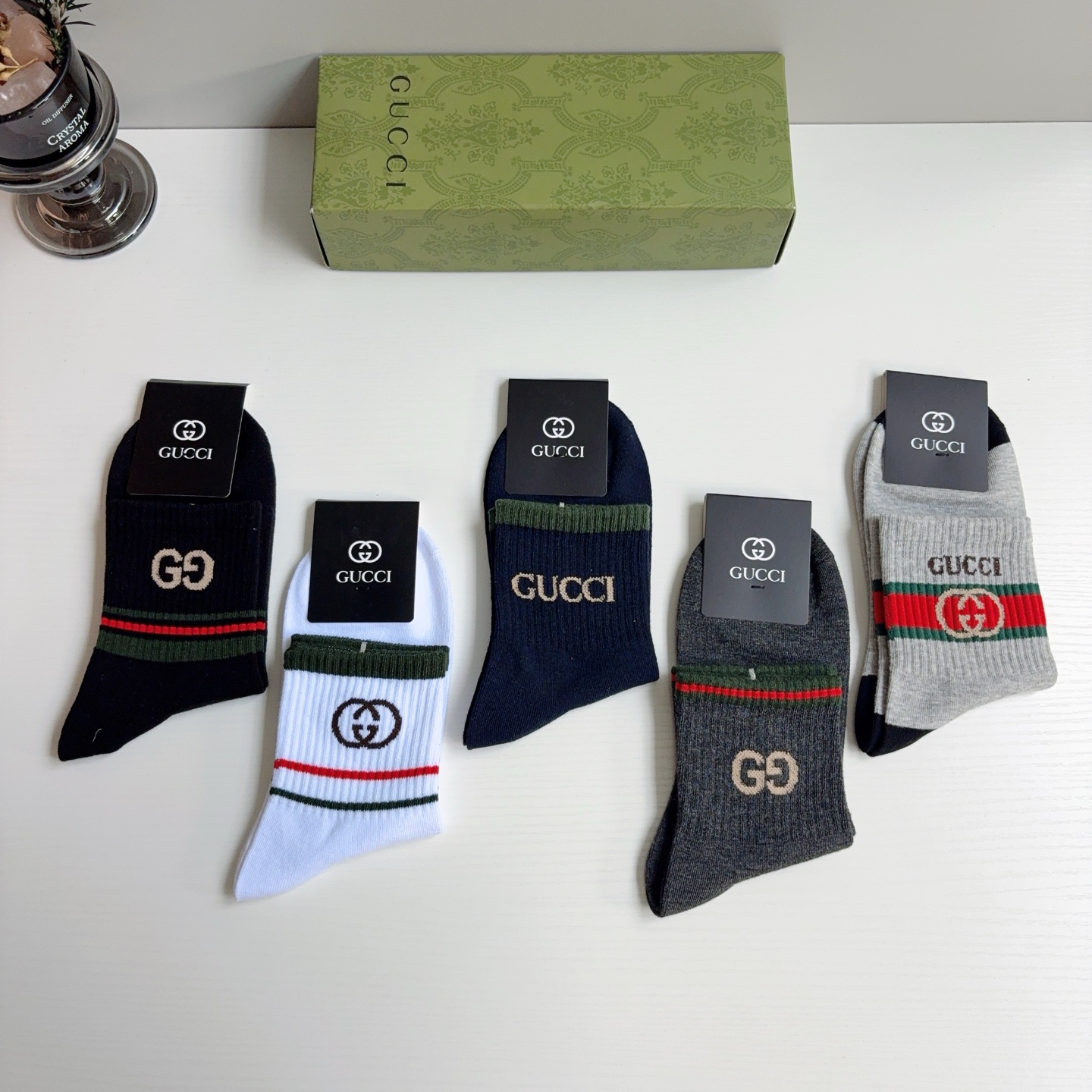 配包装（一盒5双）GUCCI 古奇 新款中筒男士袜子！纯棉面料，火爆logo图案，专柜同步中长筒袜子，💛