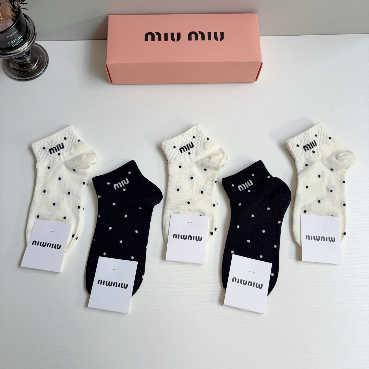 配包装【一盒5双】miumiu · 缪缪 高品质。超级爆款网红短筒袜子❗️ins明星网红推荐❗️火爆至极