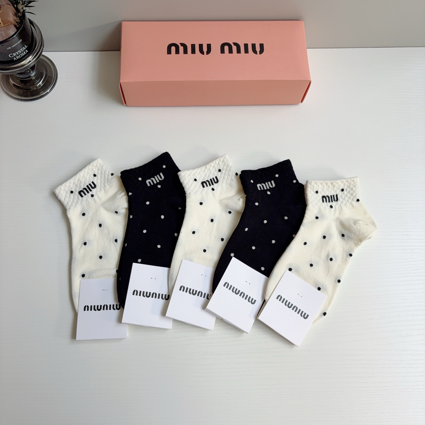 配包装【一盒5双】miumiu · 缪缪 高品质。超级爆款网红短筒袜子❗️ins明星网红推荐❗️火爆至极