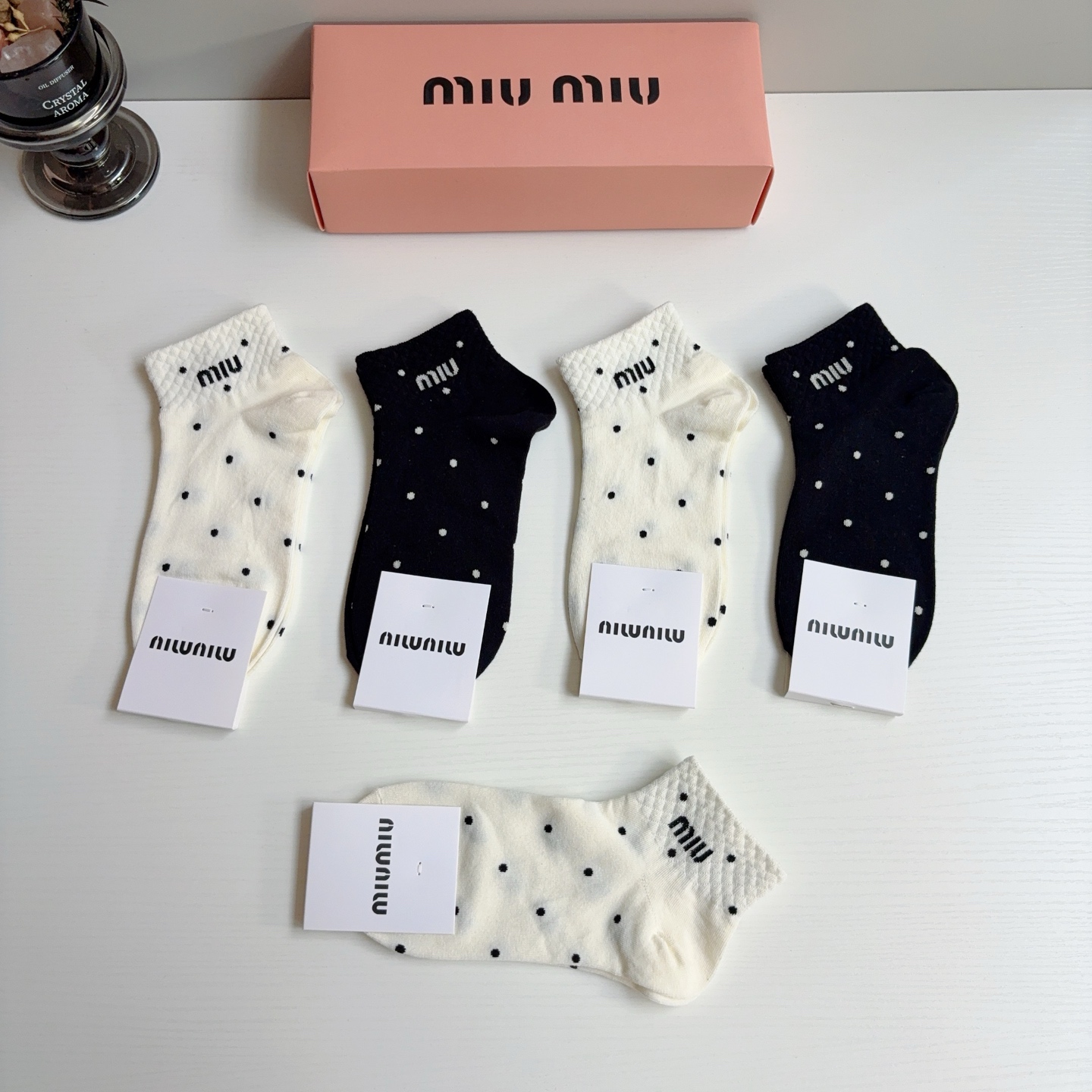 配包装【一盒5双】miumiu · 缪缪 高品质。超级爆款网红短筒袜子❗️ins明星网红推荐❗️火爆至极