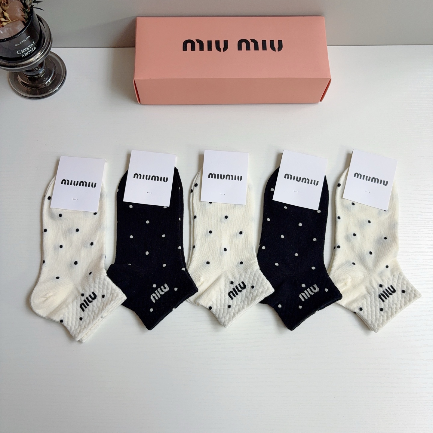 配包装【一盒5双】miumiu · 缪缪 高品质。超级爆款网红短筒袜子❗️ins明星网红推荐❗️火爆至极