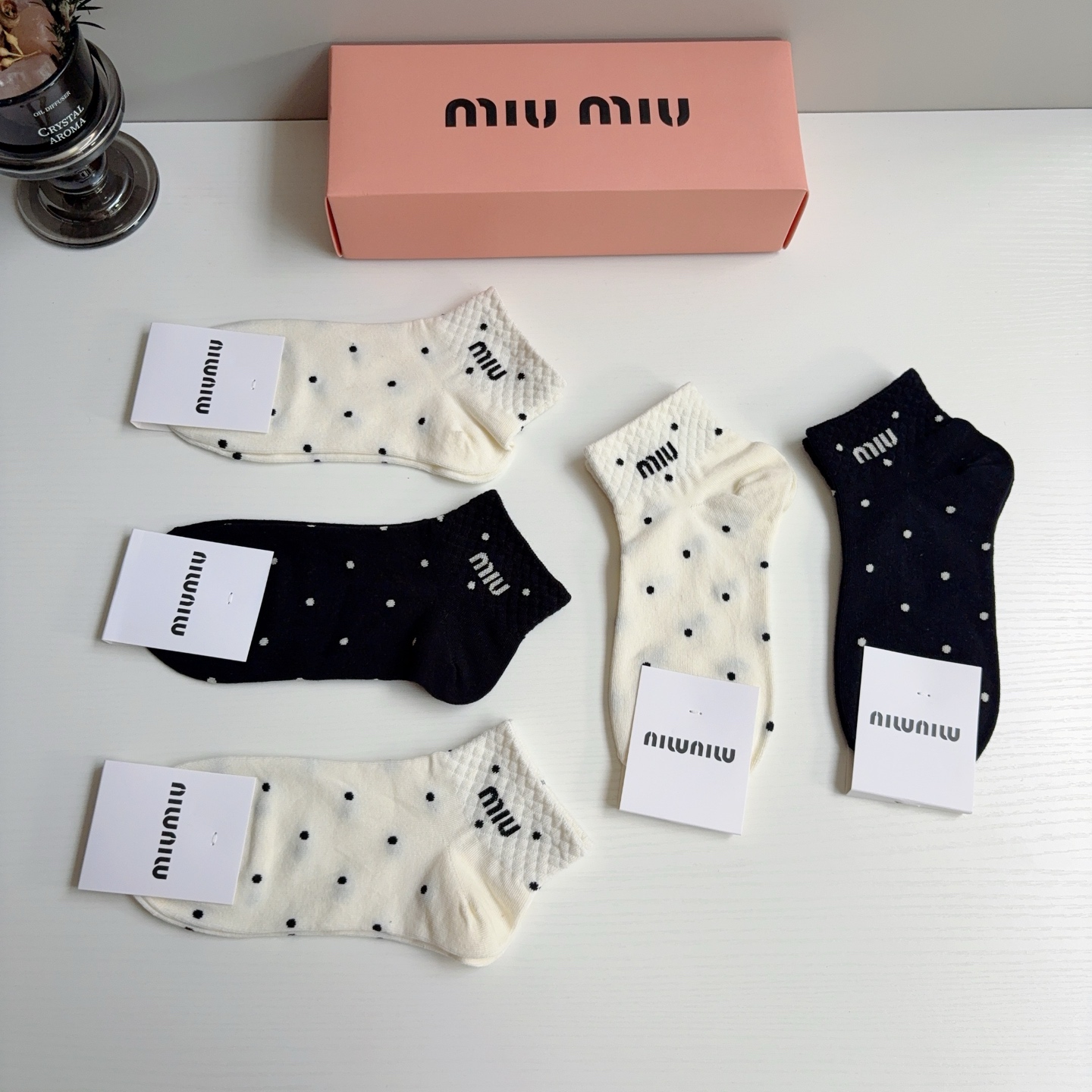 配包装【一盒5双】miumiu · 缪缪 高品质。超级爆款网红短筒袜子❗️ins明星网红推荐❗️火爆至极