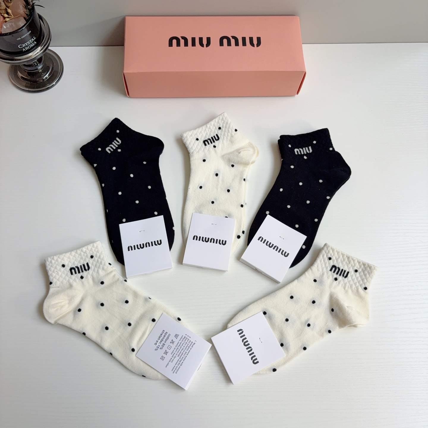 配包装【一盒5双】miumiu · 缪缪 高品质。超级爆款网红短筒袜子❗️ins明星网红推荐❗️火爆至极