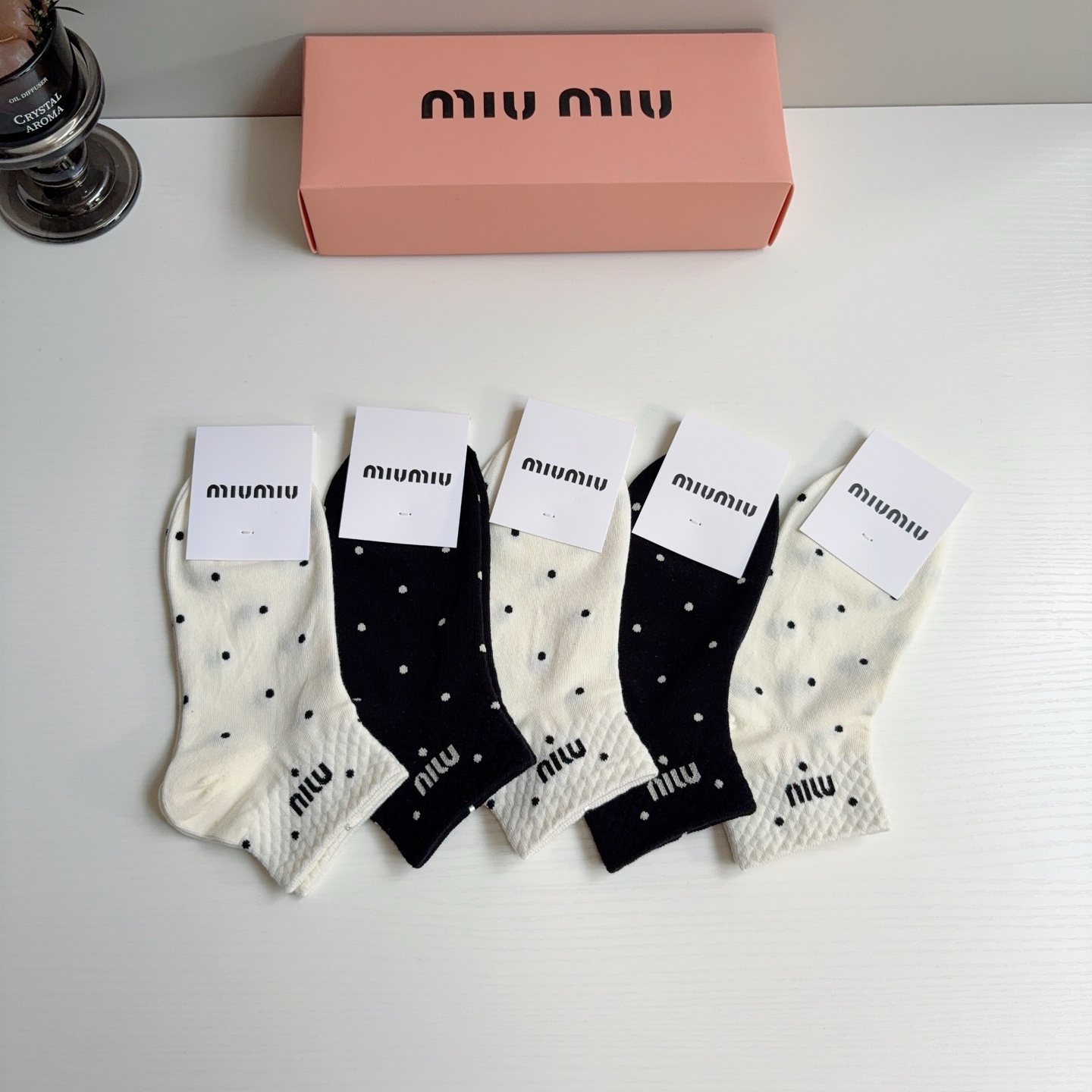 配包装【一盒5双】miumiu · 缪缪 高品质。超级爆款网红短筒袜子❗️ins明星网红推荐❗️火爆至极