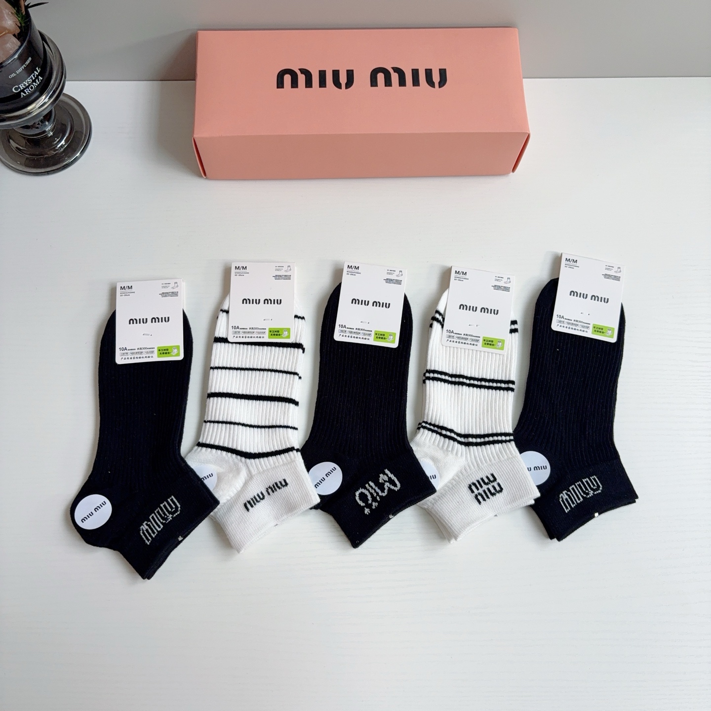 配包装【一盒5双】miumiu · 缪缪 高品质。超级爆款网红短筒袜子❗️ins明星网红推荐❗️火爆至极