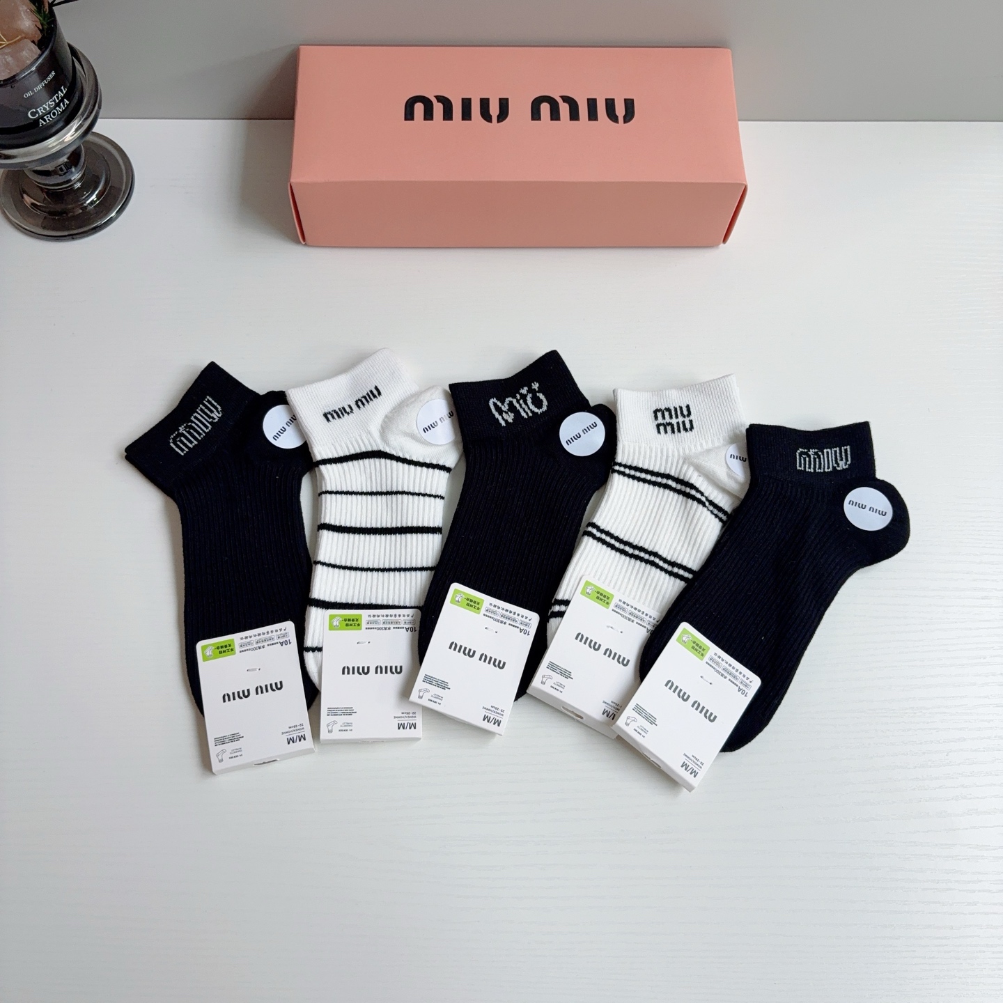 配包装【一盒5双】miumiu · 缪缪 高品质。超级爆款网红短筒袜子❗️ins明星网红推荐❗️火爆至极