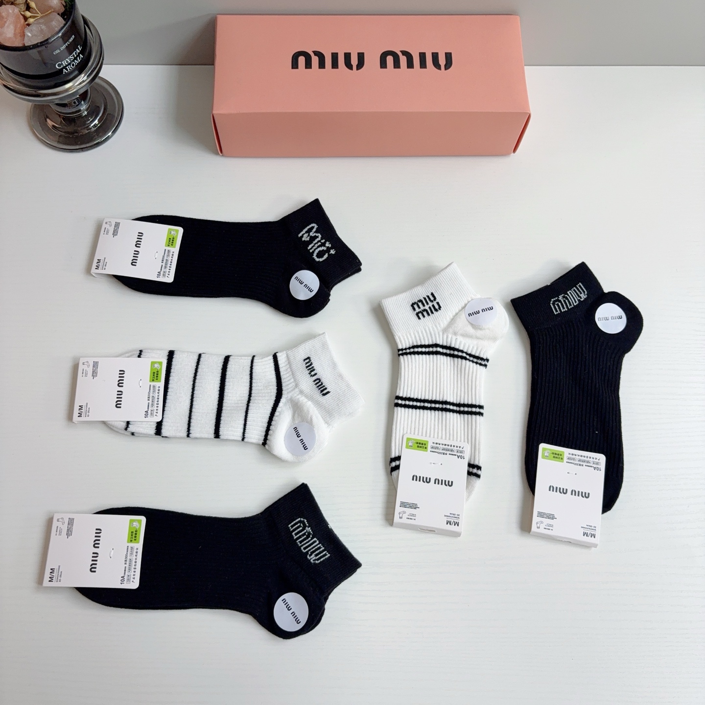 配包装【一盒5双】miumiu · 缪缪 高品质。超级爆款网红短筒袜子❗️ins明星网红推荐❗️火爆至极
