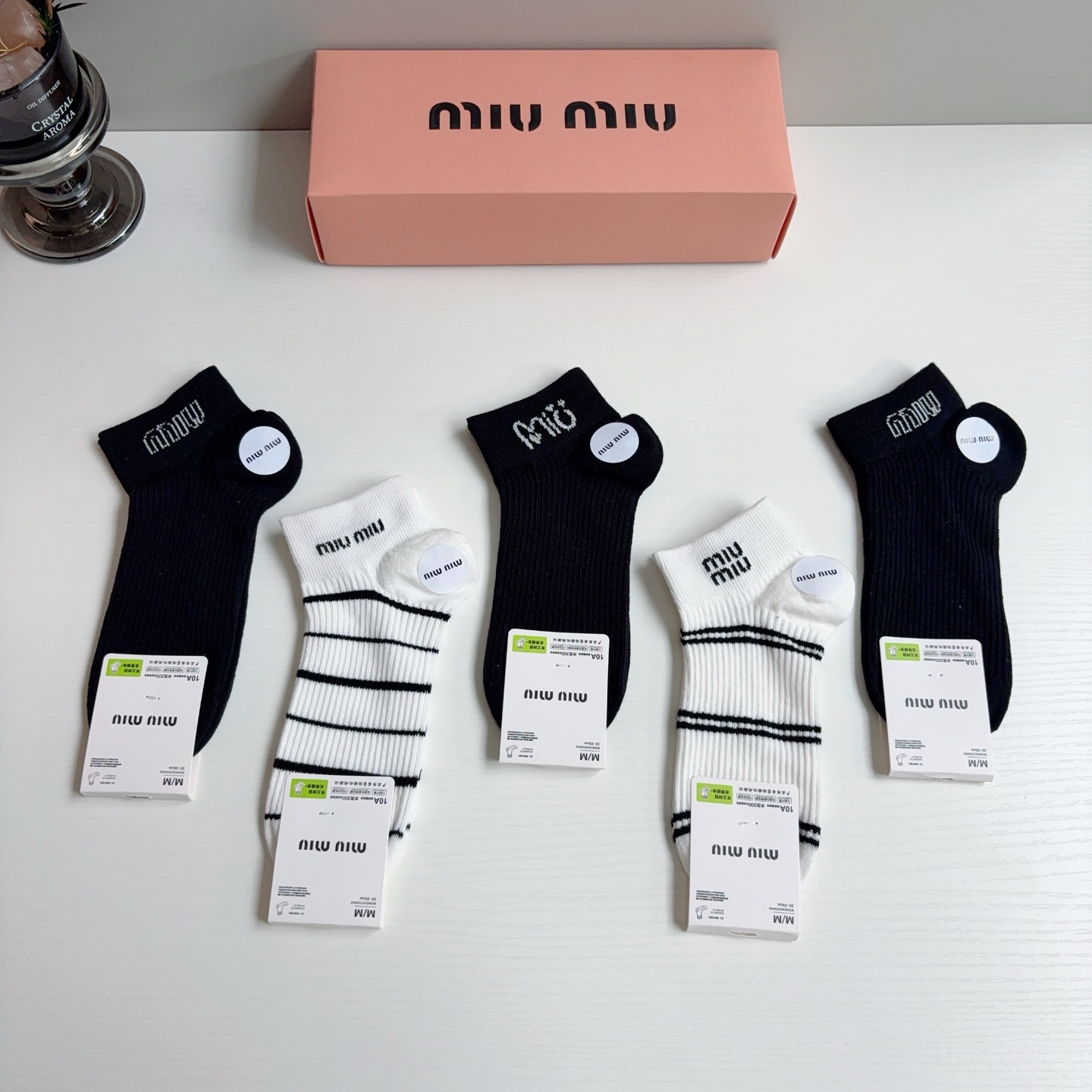 配包装【一盒5双】miumiu · 缪缪 高品质。超级爆款网红短筒袜子❗️ins明星网红推荐❗️火爆至极