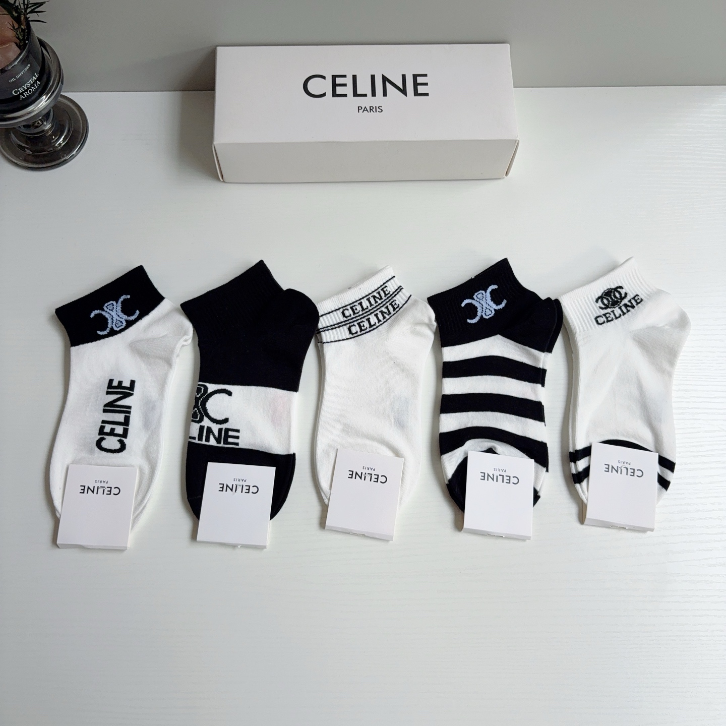 配包装（一盒5双）CELINE  赛琳 新款船袜袜子！纯棉面料，专柜同 步短短筒袜子，💛大牌出街，潮人必