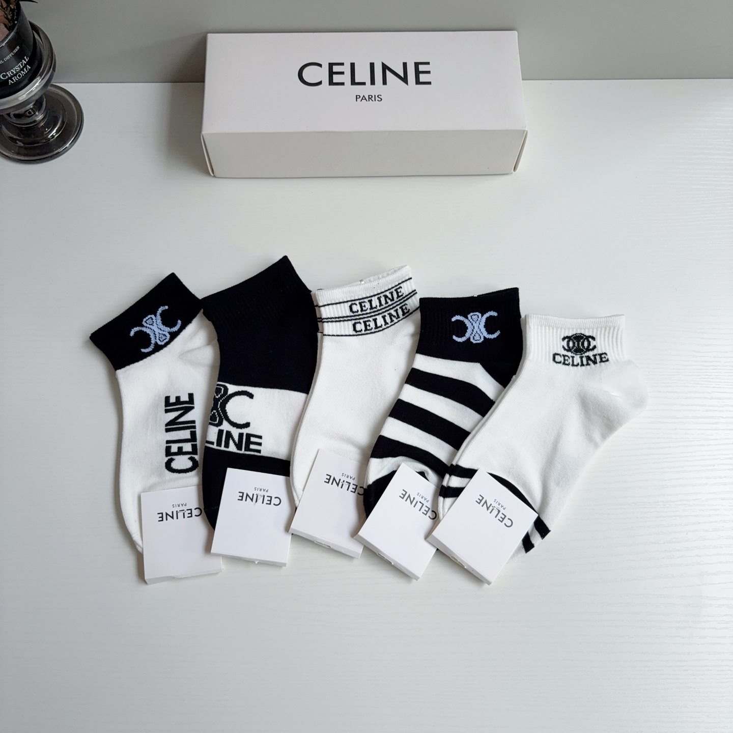 配包装（一盒5双）CELINE  赛琳 新款船袜袜子！纯棉面料，专柜同 步短短筒袜子，💛大牌出街，潮人必