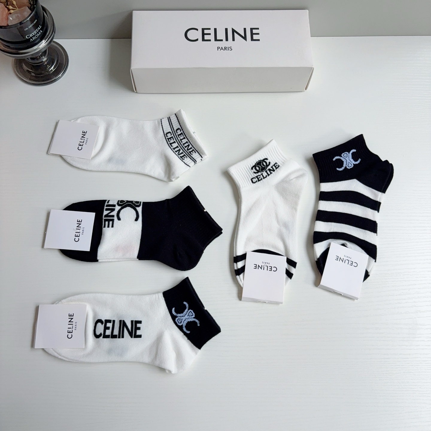 配包装（一盒5双）CELINE  赛琳 新款船袜袜子！纯棉面料，专柜同 步短短筒袜子，💛大牌出街，潮人必