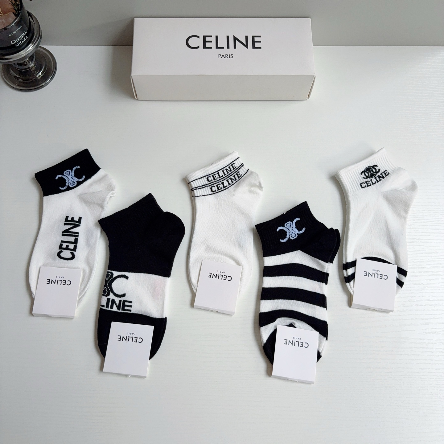 配包装（一盒5双）CELINE  赛琳 新款船袜袜子！纯棉面料，专柜同 步短短筒袜子，💛大牌出街，潮人必