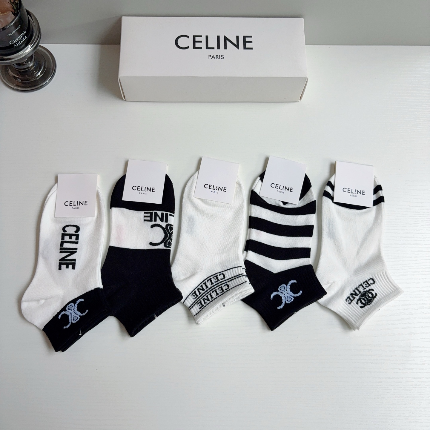 配包装（一盒5双）CELINE  赛琳 新款船袜袜子！纯棉面料，专柜同 步短短筒袜子，💛大牌出街，潮人必