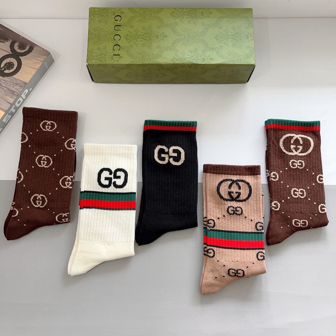 配包装（一盒5双）  Gucci 古奇 ins超火爆长筒袜，纯棉面料，潮人必备 ，经典双G字母，个性时尚百搭款！