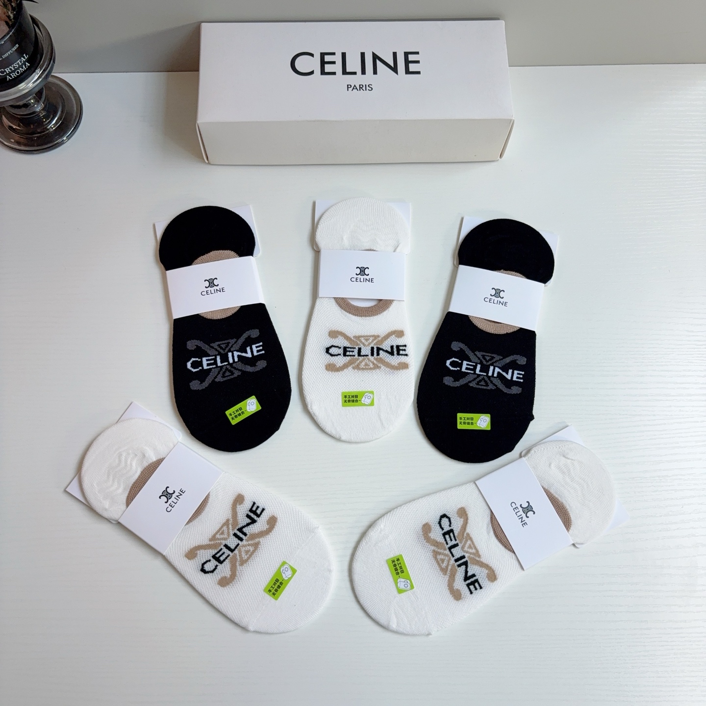 配包装（一盒5双） CELINE  赛琳 新款船袜！纯棉面料，专柜同步短筒袜子，💛大牌出街，潮人必备。超好搭