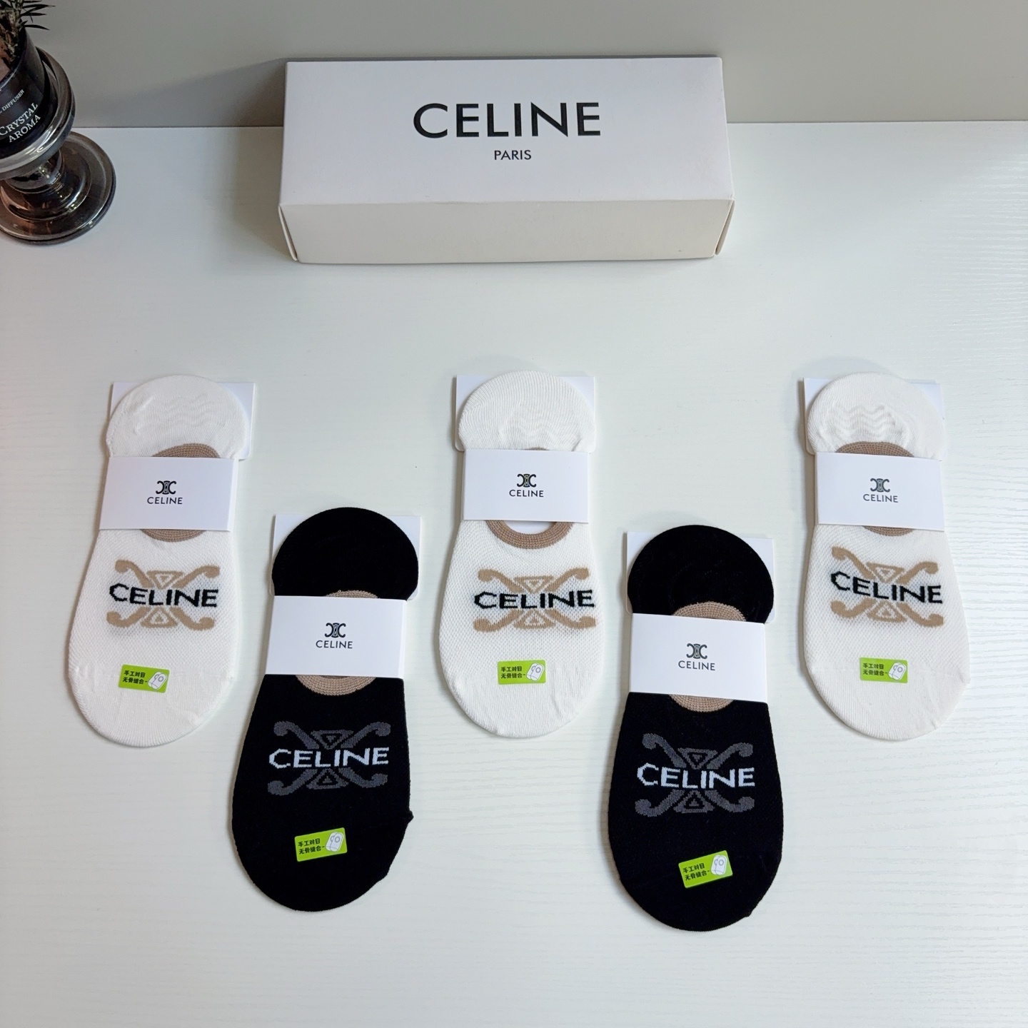 配包装（一盒5双） CELINE  赛琳 新款船袜！纯棉面料，专柜同步短筒袜子，💛大牌出街，潮人必备。超好搭
