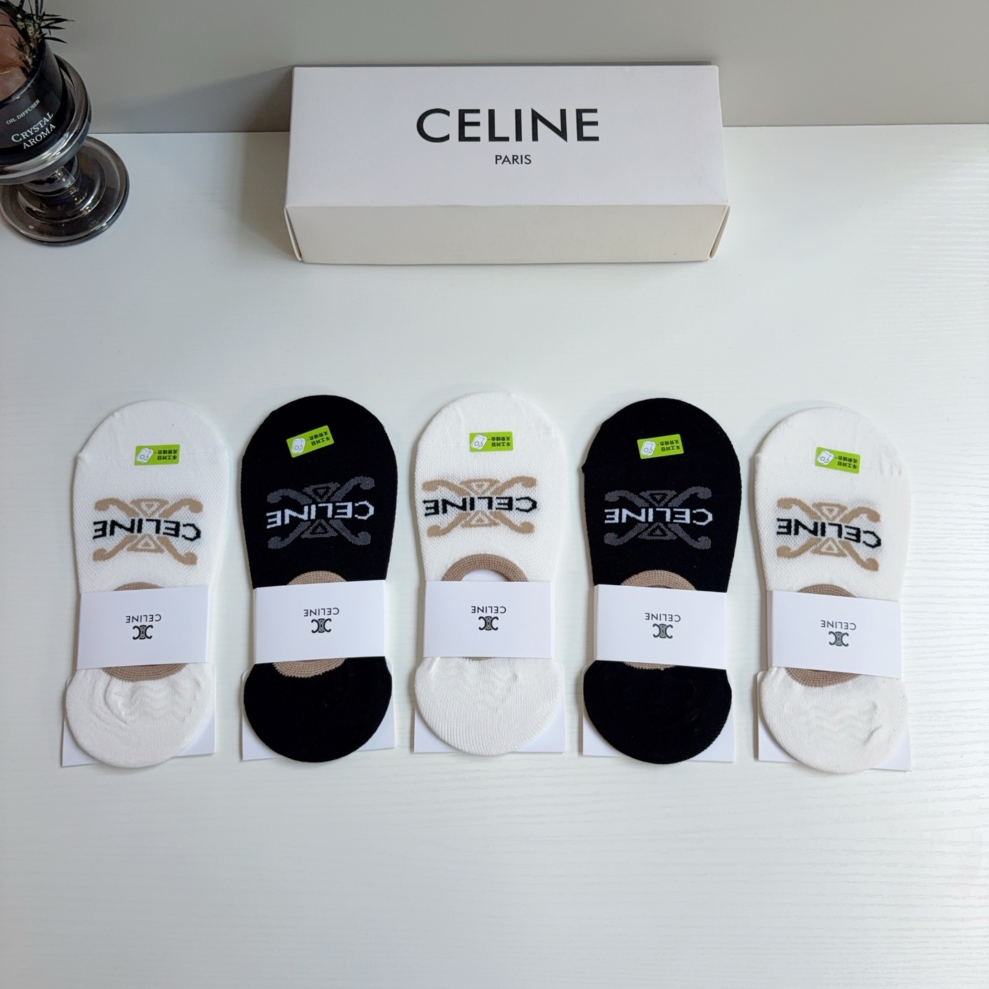配包装（一盒5双） CELINE  赛琳 新款船袜！纯棉面料，专柜同步短筒袜子，💛大牌出街，潮人必备。超好搭